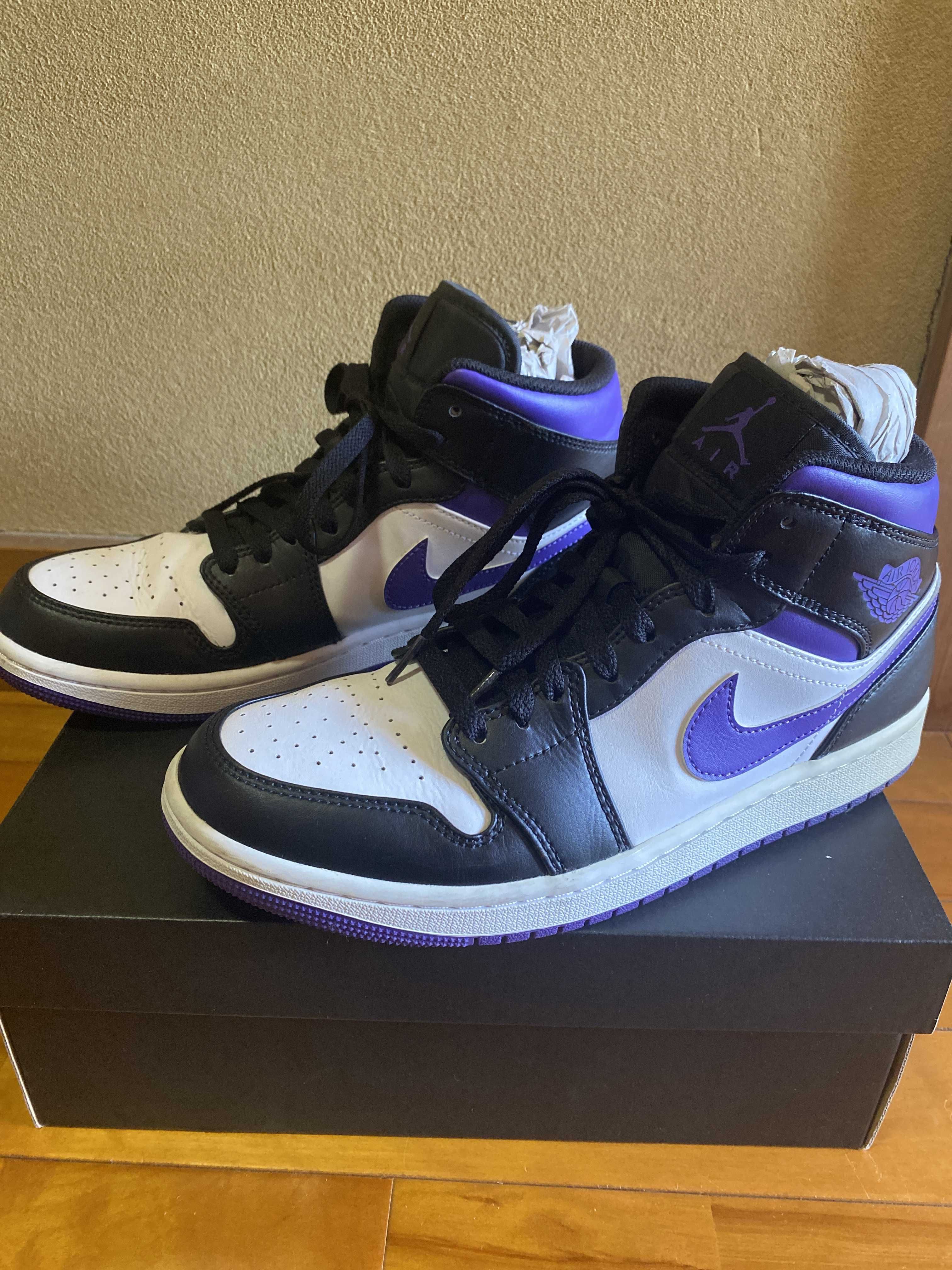 Nike Air Jordan 1 Mid "Black/Court Purple"
