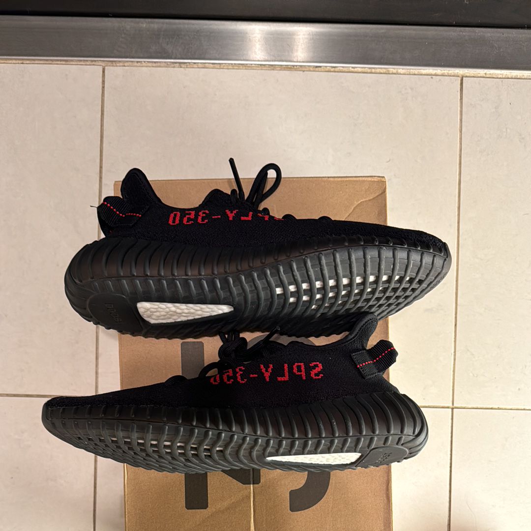 adidas YEEZY Boost 350 V2 "Core Black/Red" (2020)