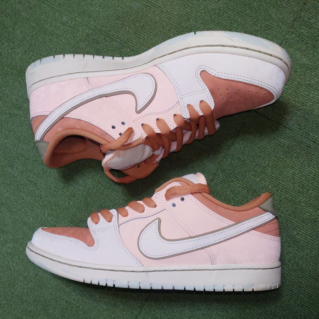 Nike SB Dunk Low Pro PRM "Crimson Tint and Amber Brown/Trocadero Gardens"