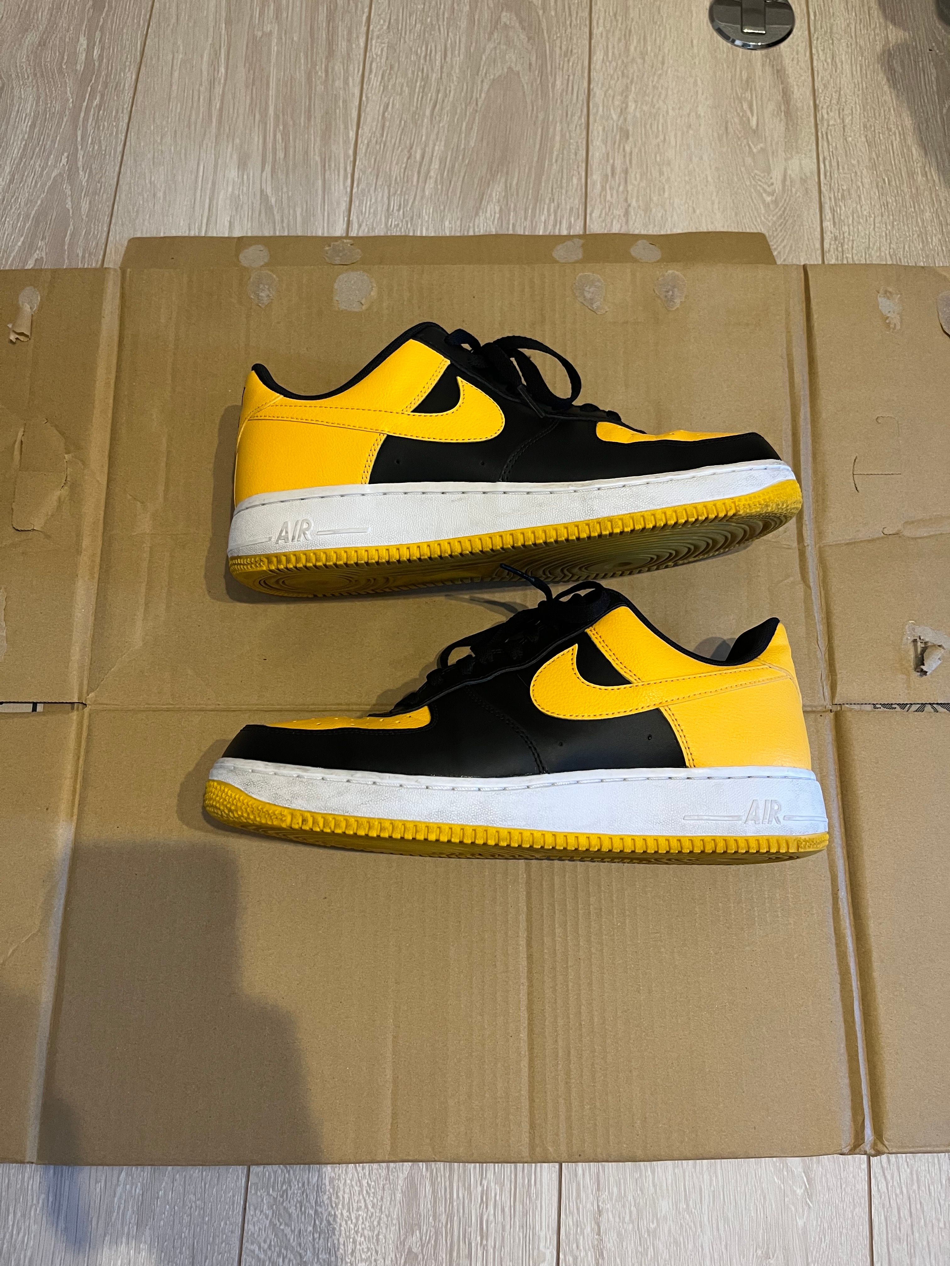 Nike Air Force 1 Low "Black University Gold"