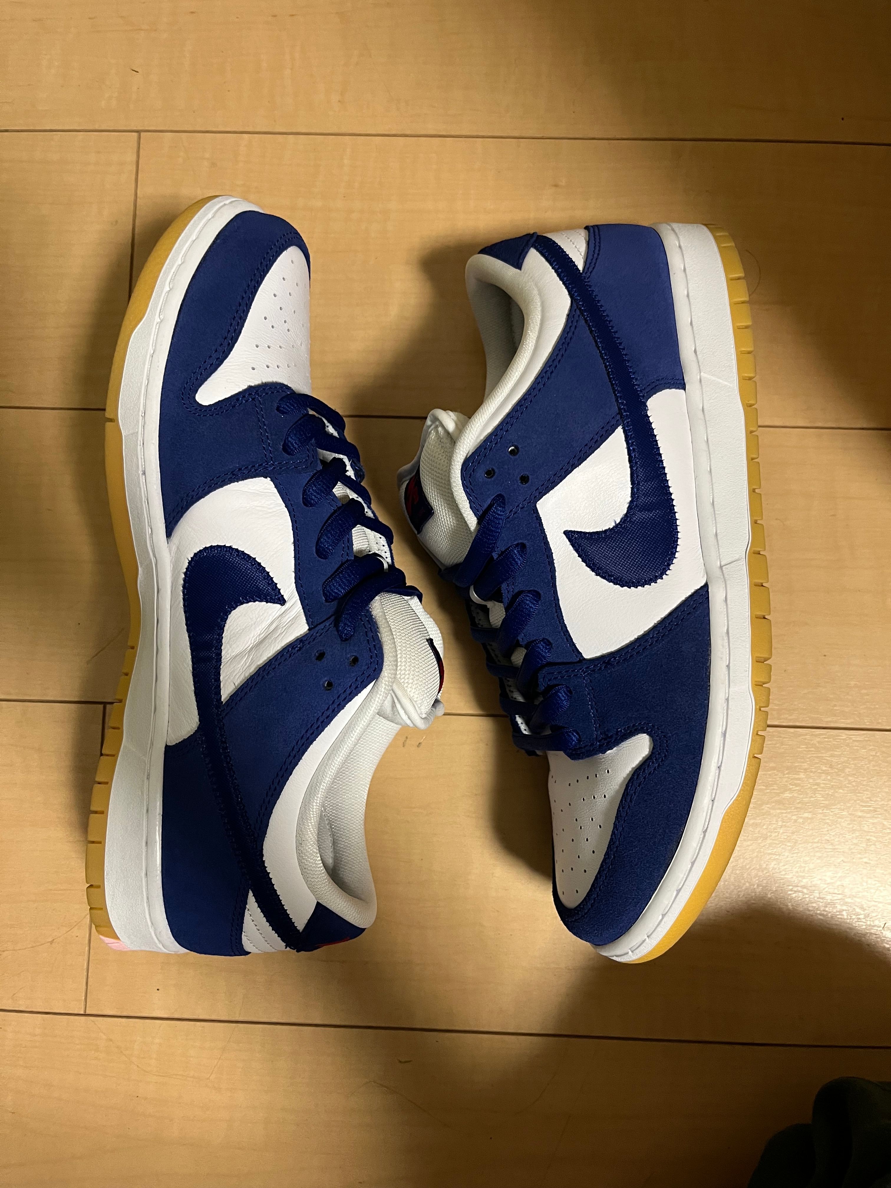 Nike SB Dunk Low "Los Angeles Dodgers/Deep Royal Blue"
