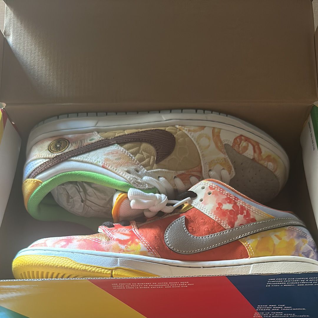 Nike SB Dunk Low "Street Hawker" (2021)