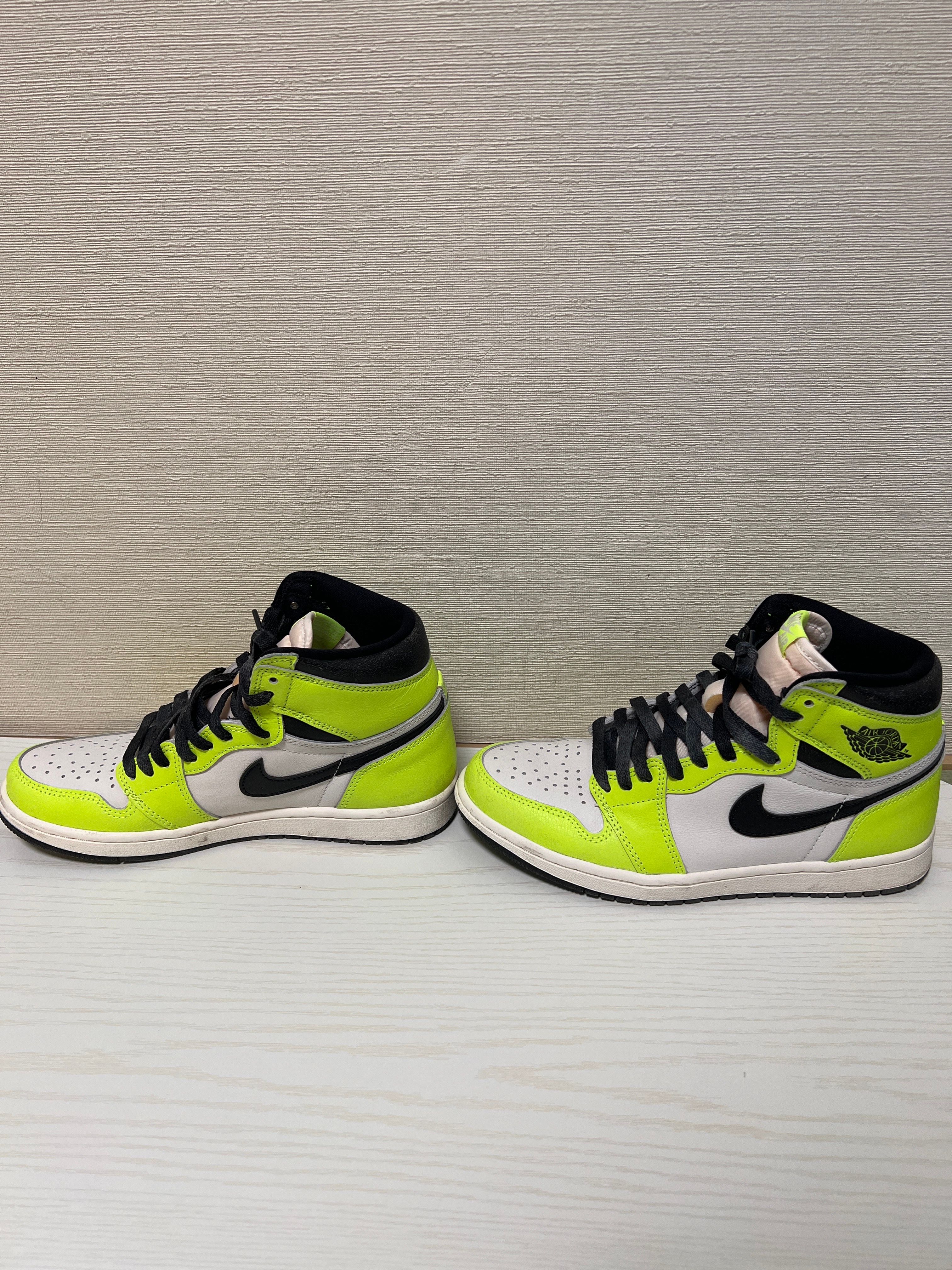 Nike Air Jordan 1 High OG "Volt/Visionaire"