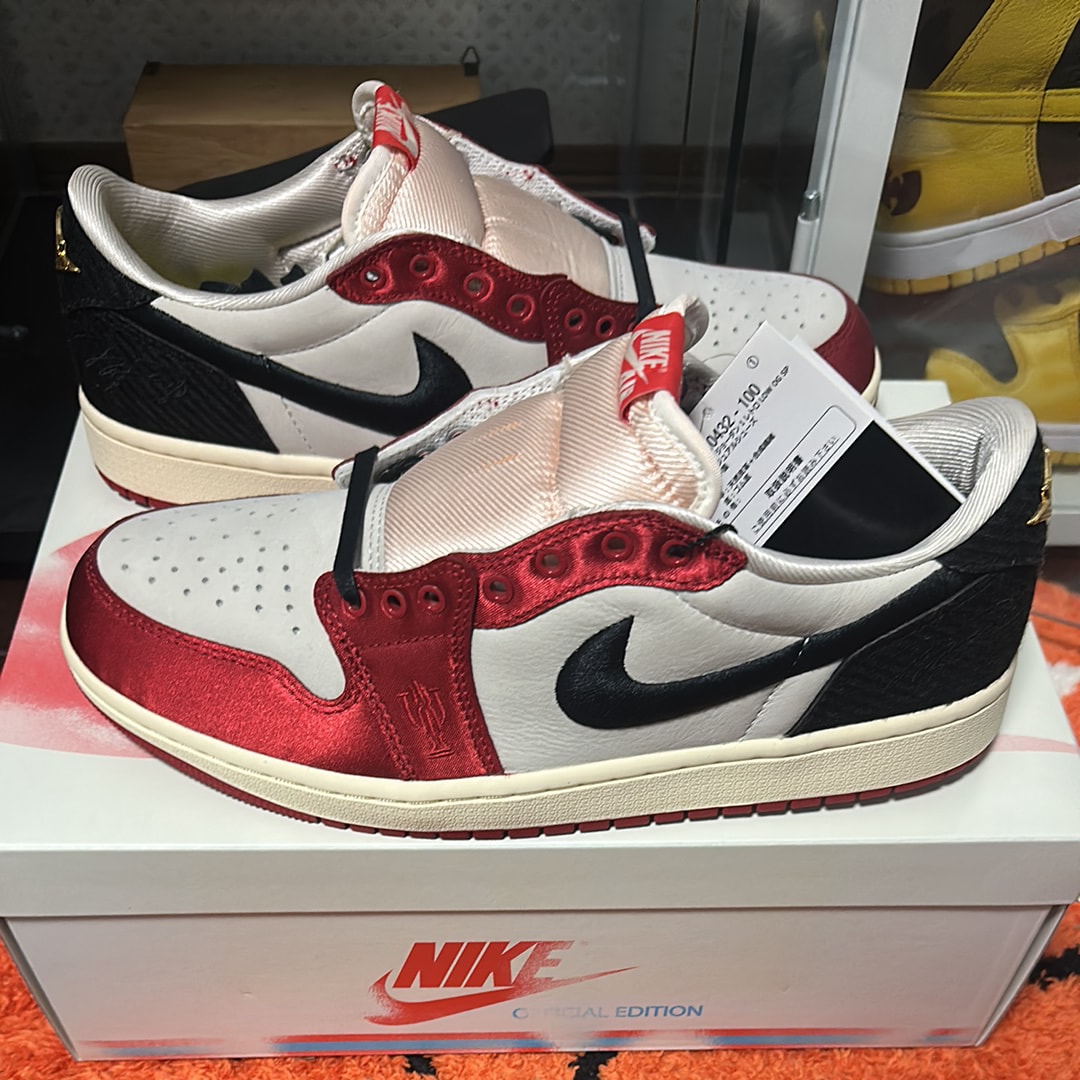 Trophy Room × Nike Air Jordan 1 Low OG "Sail and Varsity Red"
