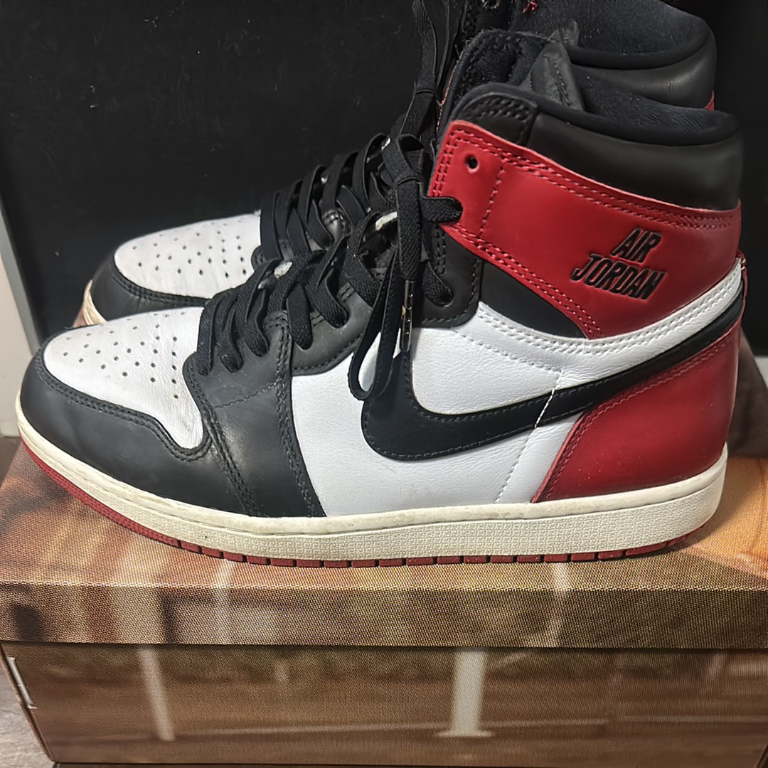 Nike Air Jordan 1 Retro High OG "Black Toe Reimagined"