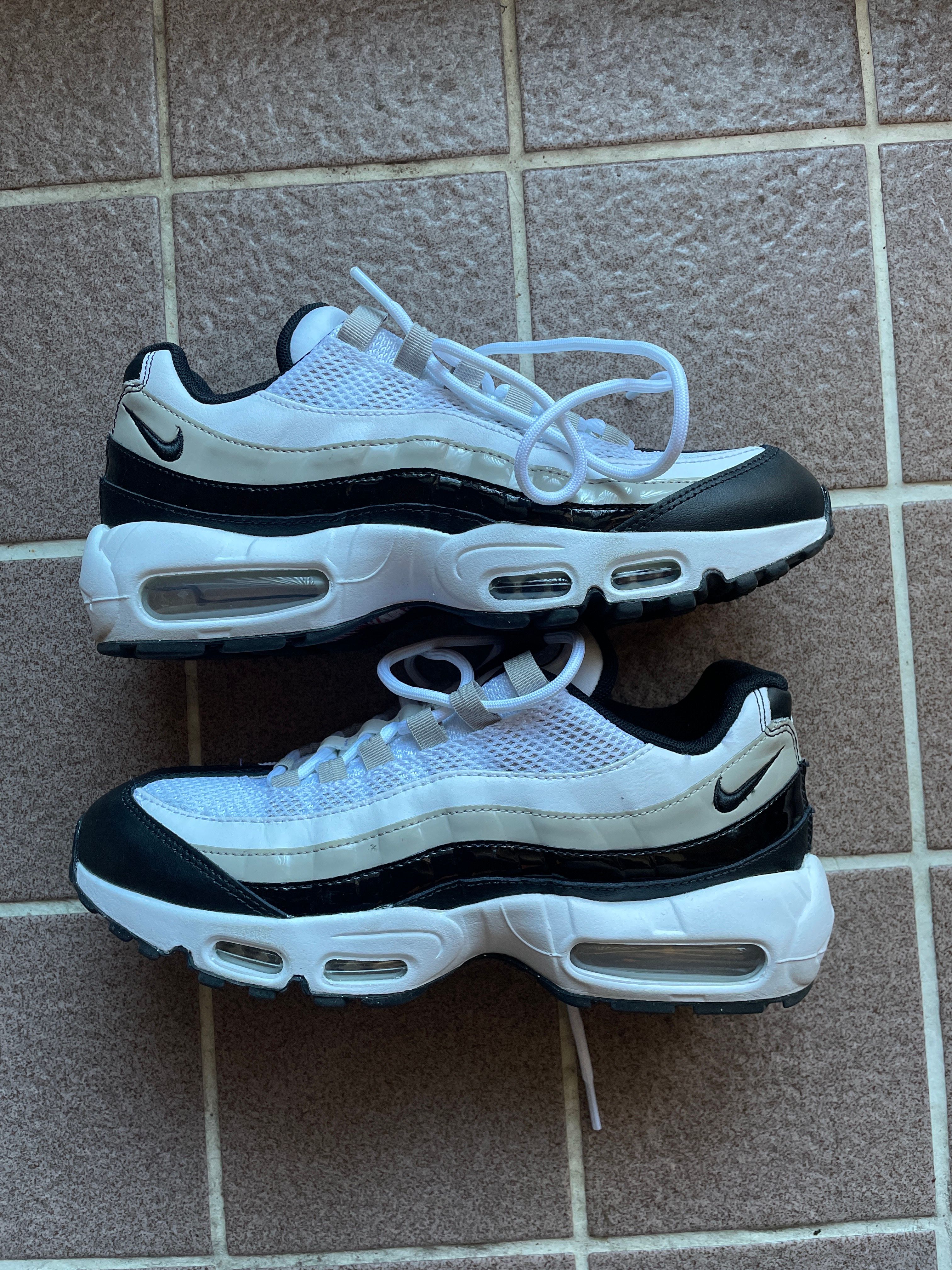 Nike Women's Air Max 95 "White/Bone and Black Patent Leather"