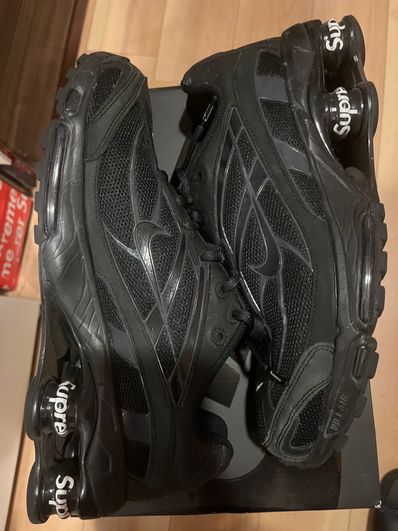 Supreme × Nike Shox Ride 2 "Black/Black-White"