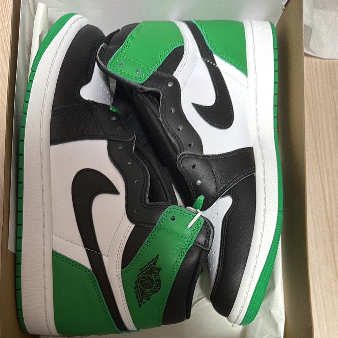 Nike Air Jordan 1 Retro High OG "Celtics/Black and Lucky Green" (2023)