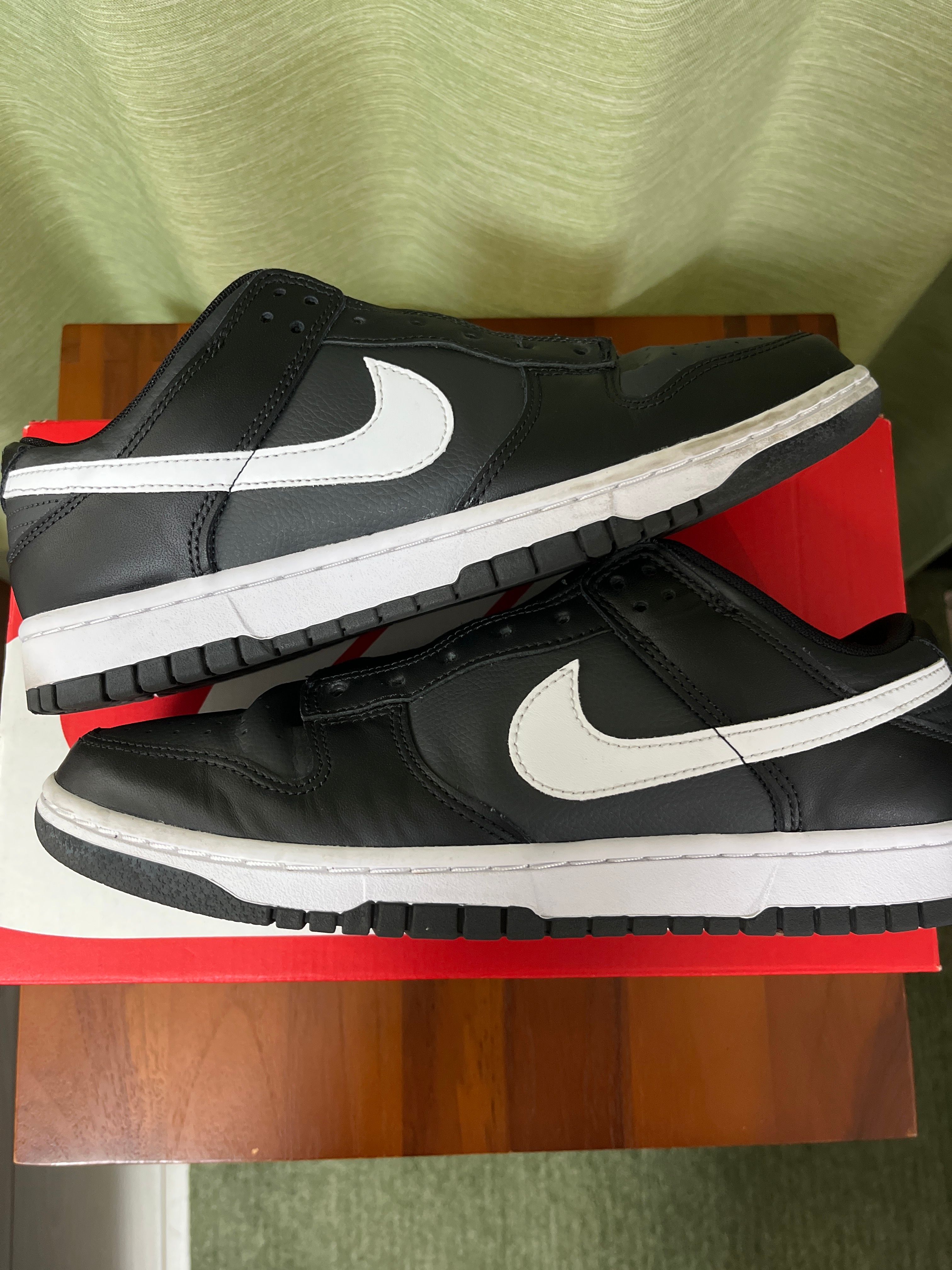 Nike Dunk Low "Black Panda"