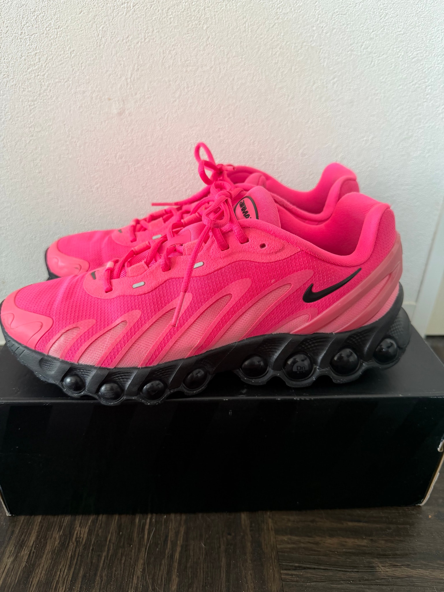 Nike Air Max DN8 "Hyper Pink"