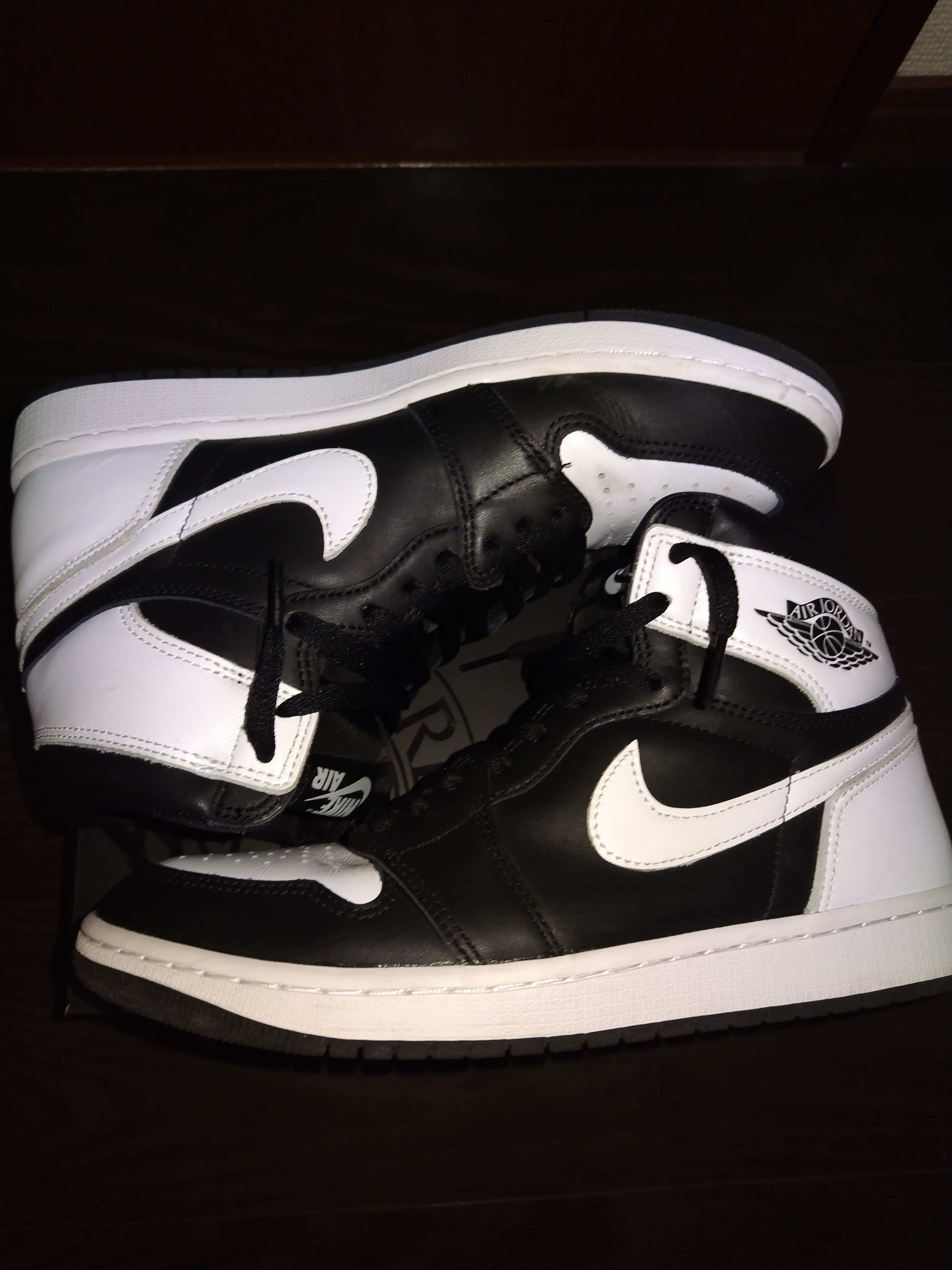 Nike Air Jordan 1 Retro High OG "Black/White"