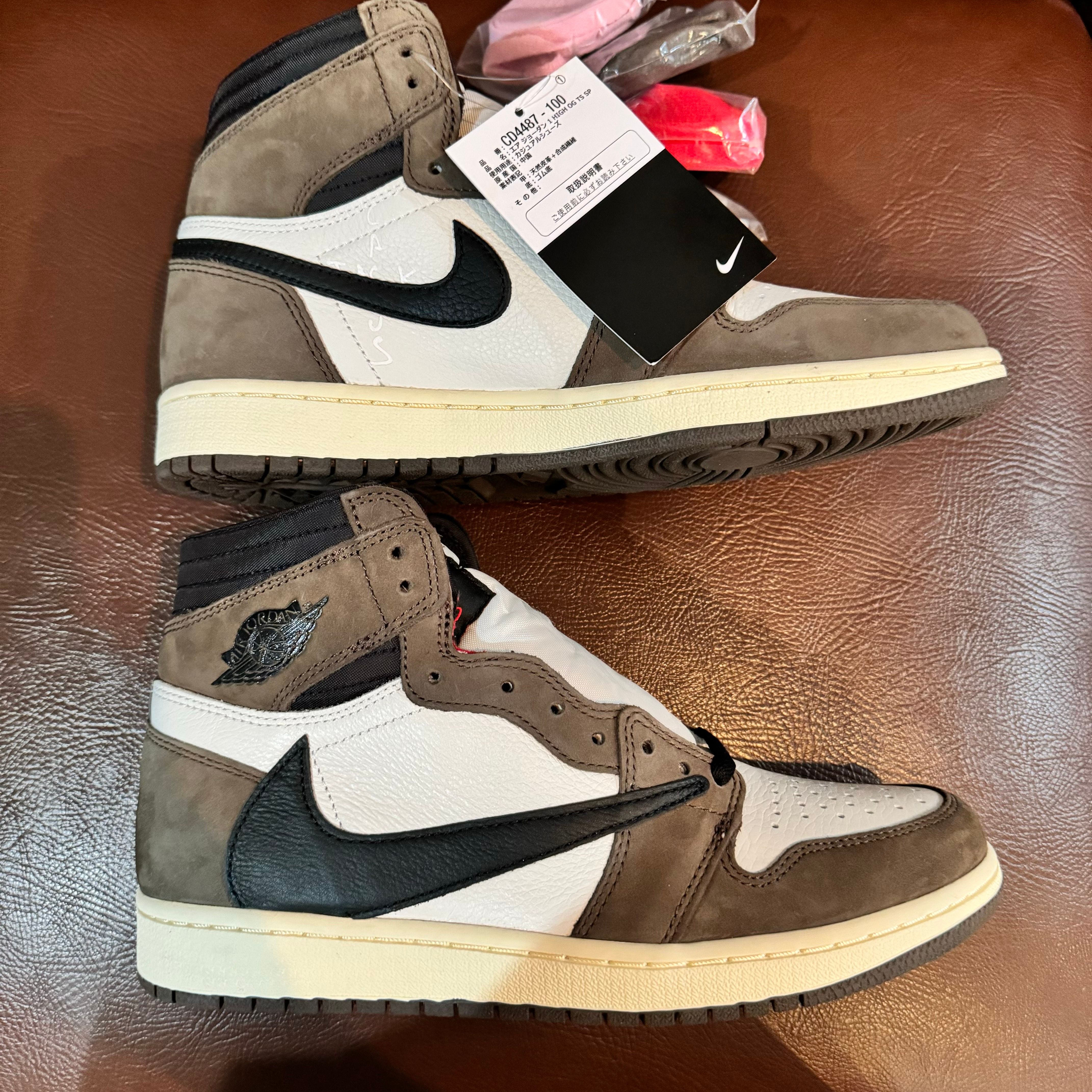 Travis Scott × Nike Air Jordan 1 Retro High OG TS SP "Sail/Dark Mocha"