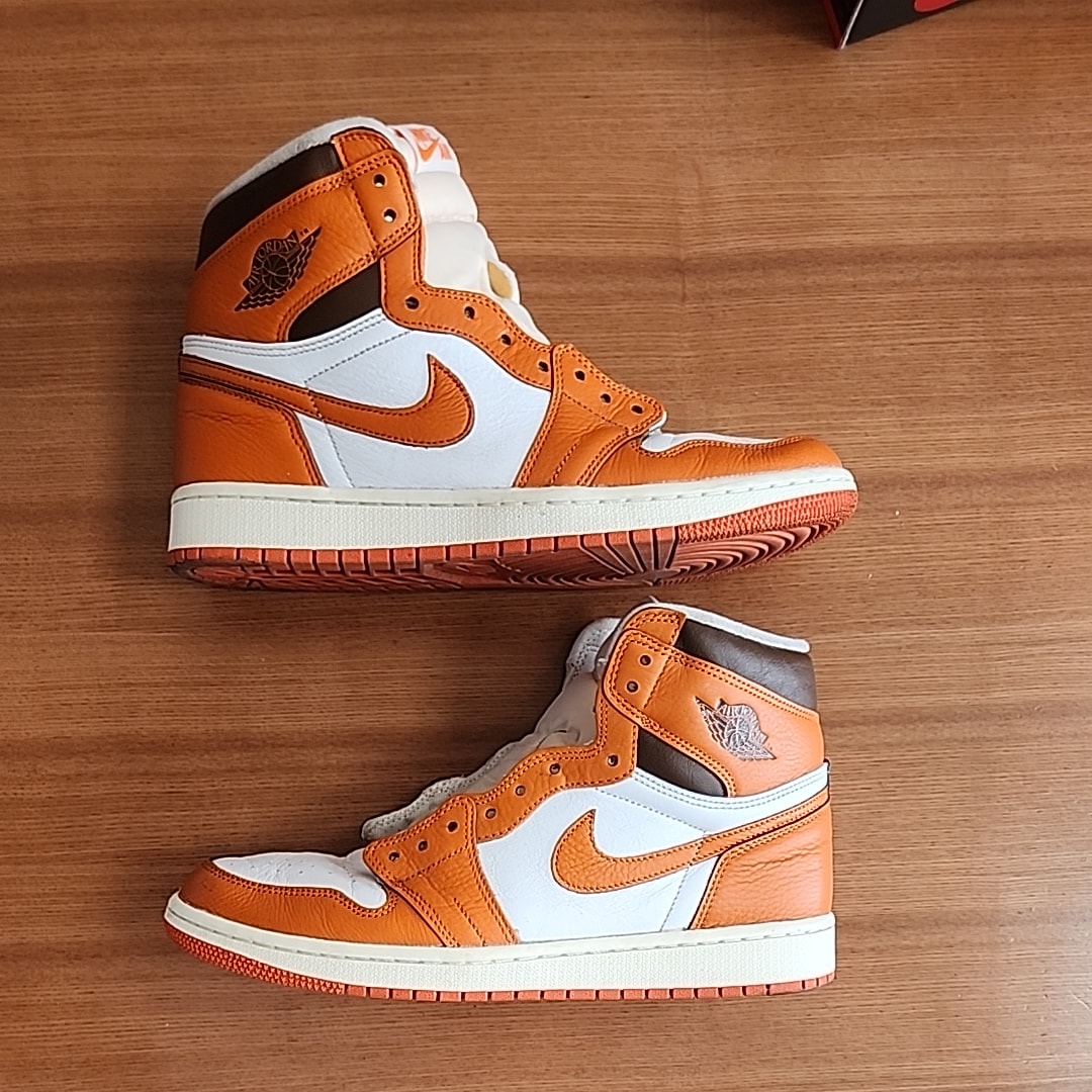 Nike Women's Air Jordan 1 High OG "Starfish"