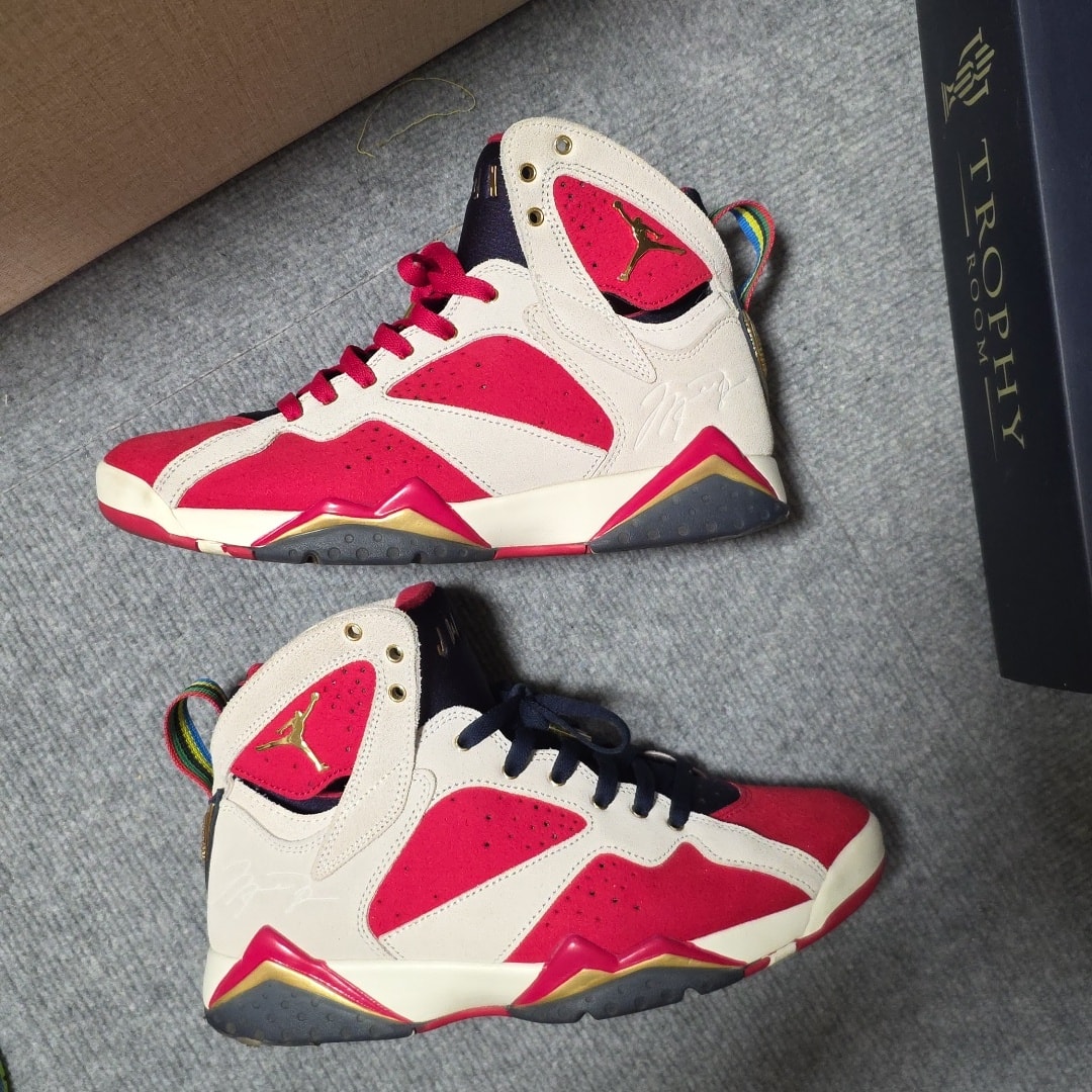 Trophy Room × Nike Air Jordan 7 "True Red and Obsidian"