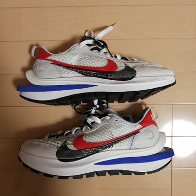 sacai × Nike Vapor Waffle "Royal Fuchsia"