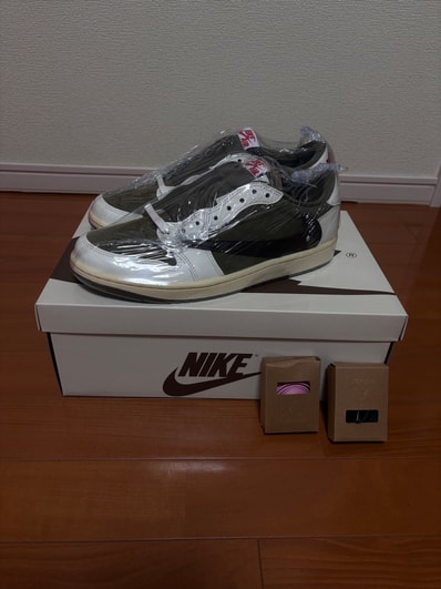 Travis Scott × Nike Air Jordan 1 Low OG SP "Reverse Olive"