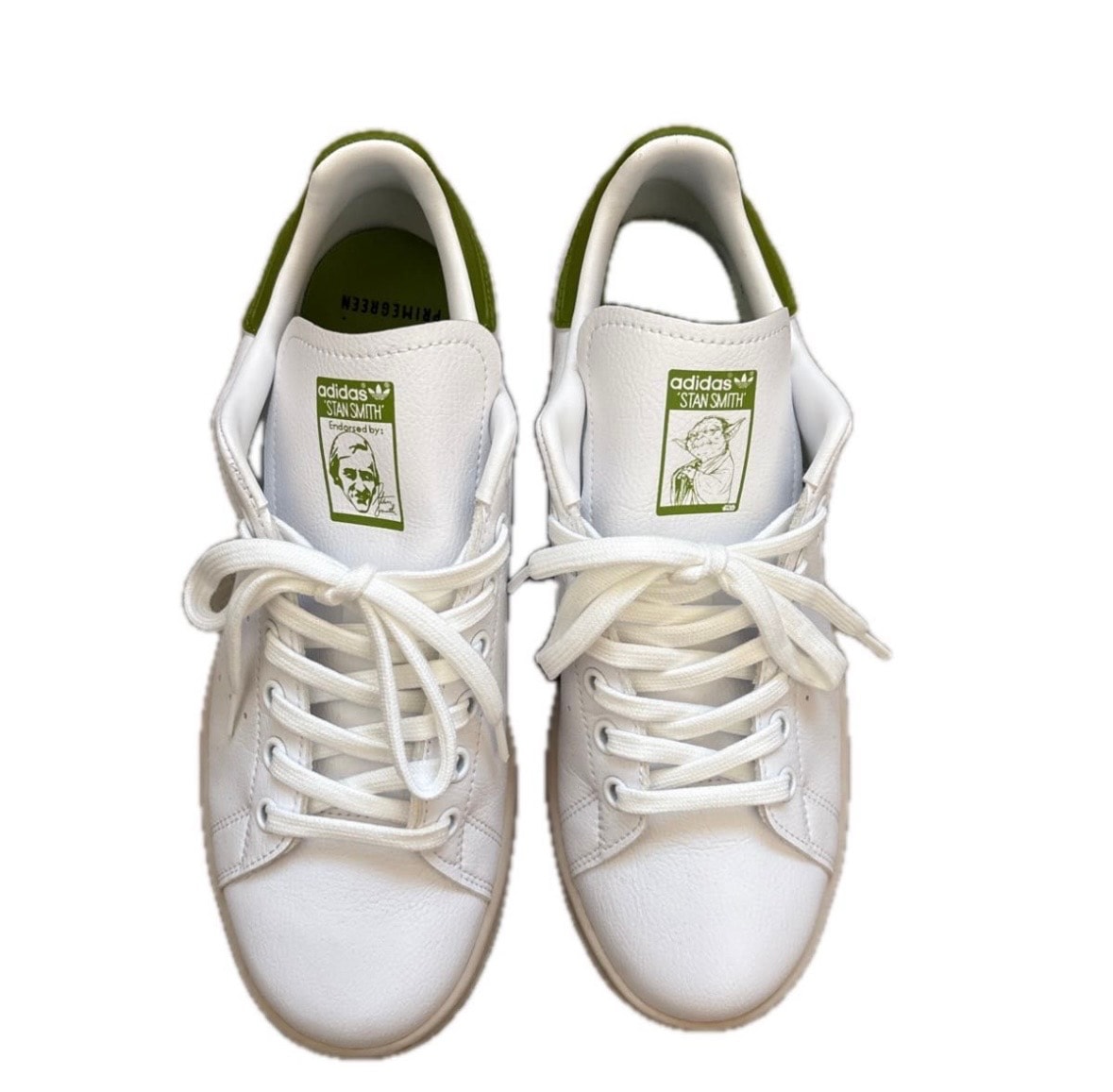 スター・ウォーズ × アディダス スタンスミス "ヨーダ"