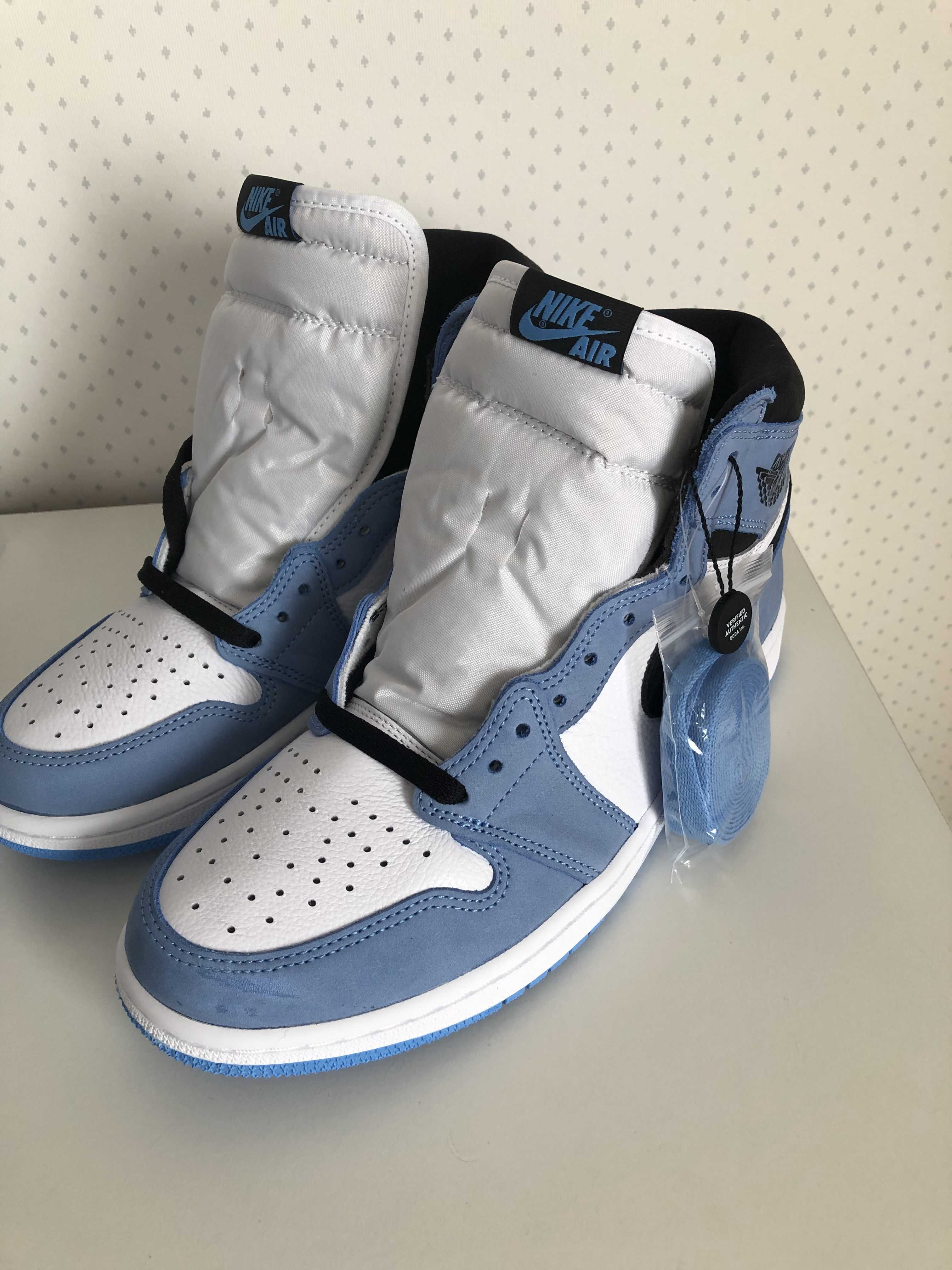 Nike Air Jordan 1 High OG "University Blue"