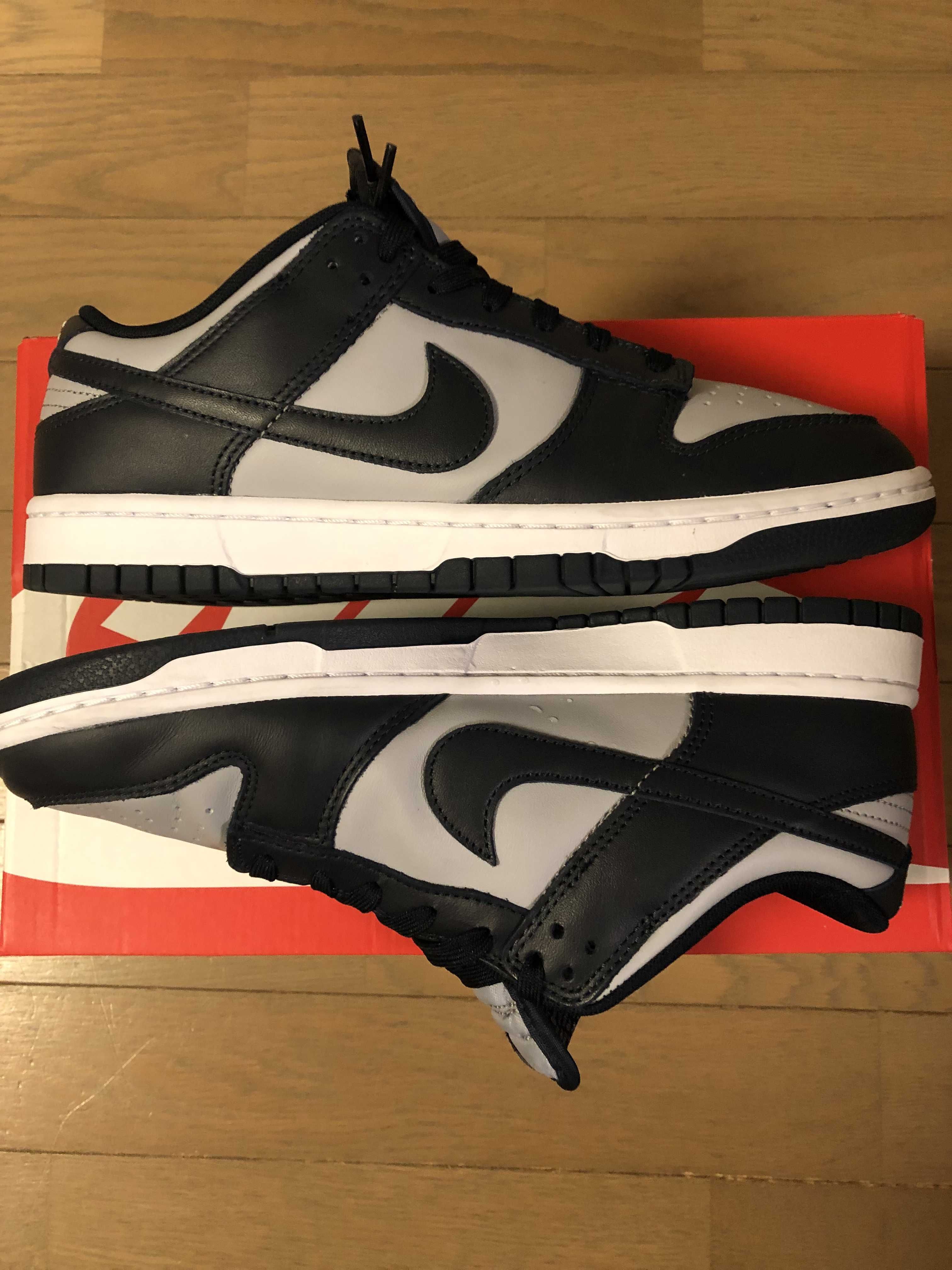 Nike Dunk Low "Championship Grey"