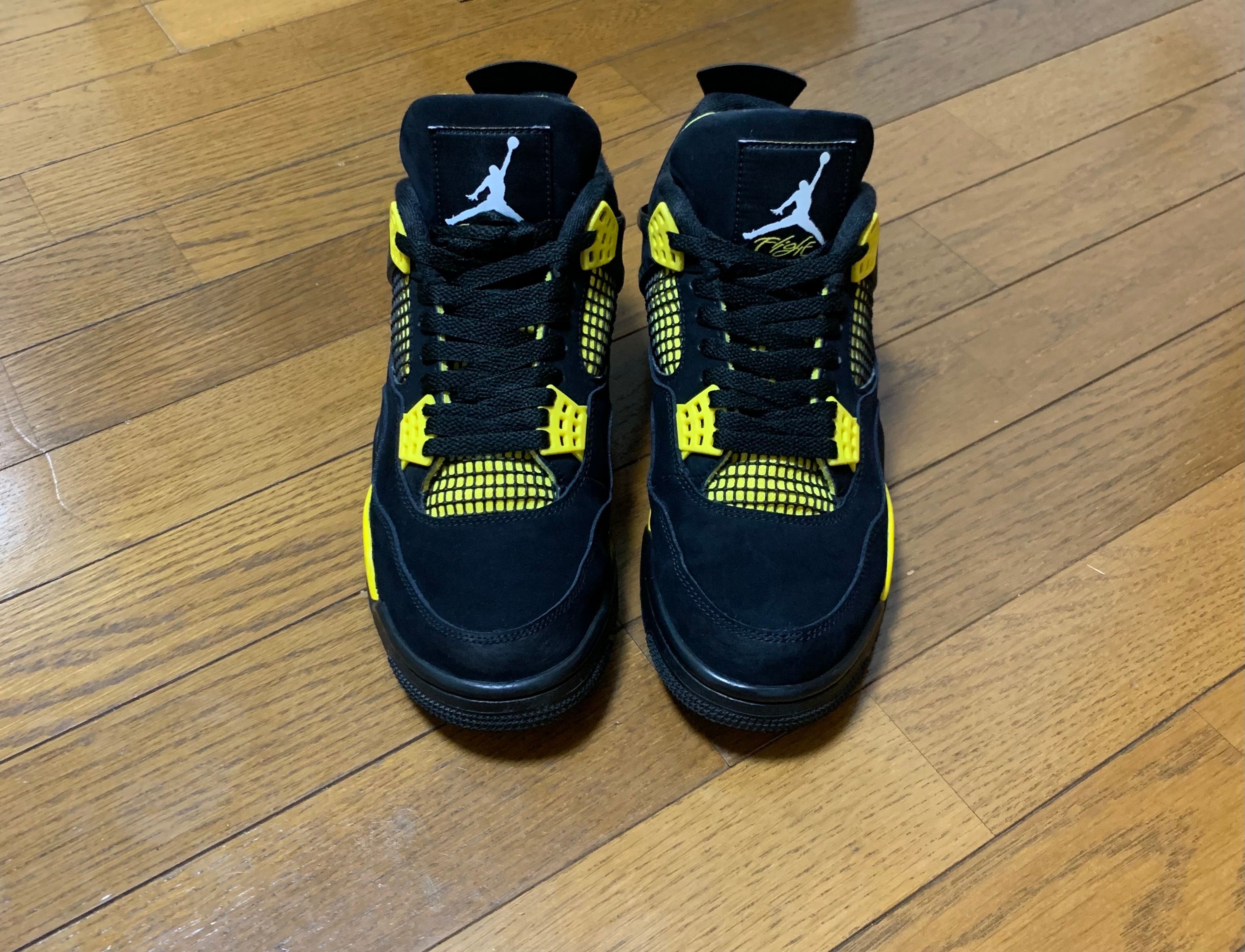 Nike Air Jordan 4 Retro "Thunder"(2023)