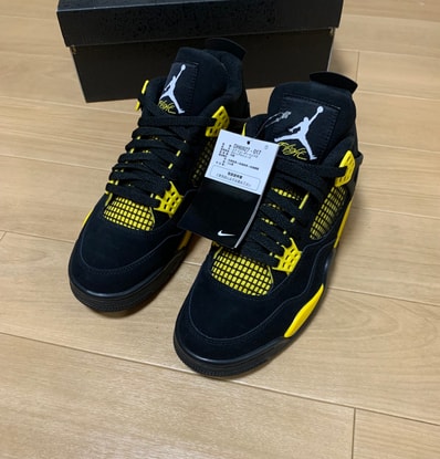 Nike Air Jordan 4 Retro "Thunder"(2023)