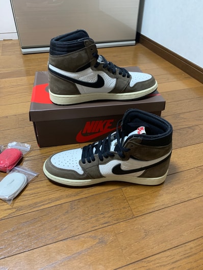Travis Scott × Nike Air Jordan 1 Retro High OG TS SP "Sail/Dark Mocha"