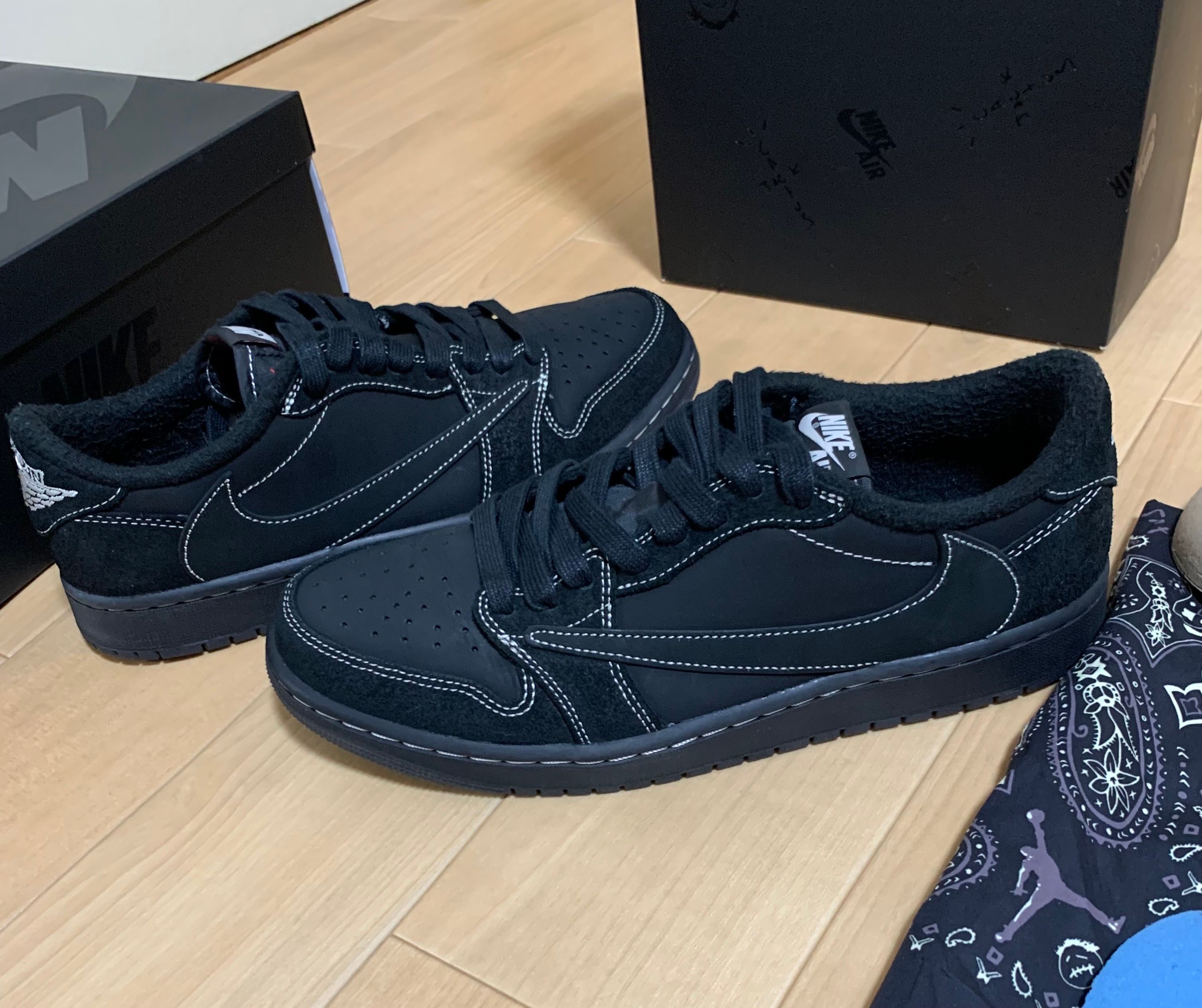 Travis Scott × Nike Air Jordan 1 Low OG SP "Black Phantom"