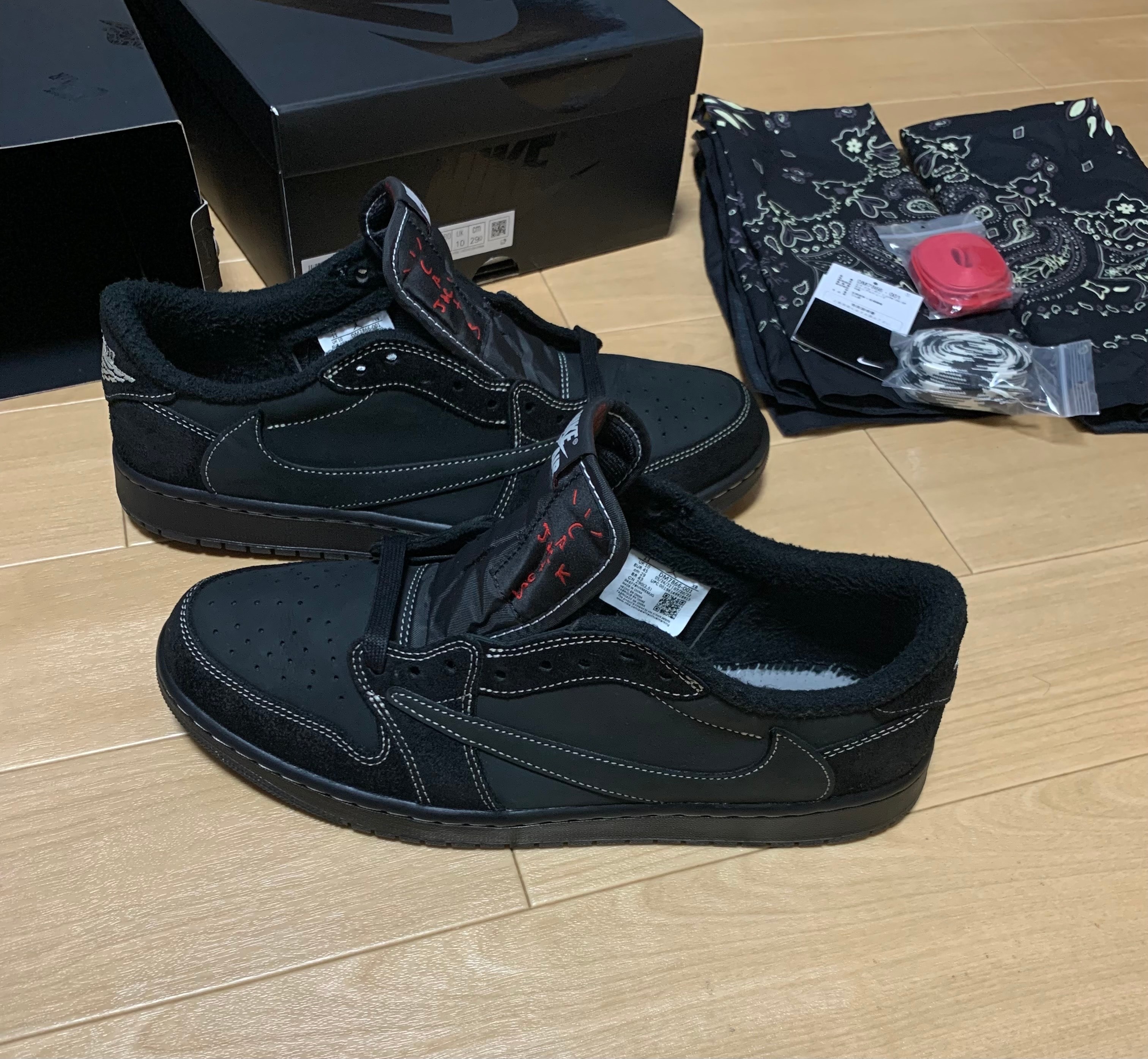 Travis Scott × Nike Air Jordan 1 Low OG SP "Black Phantom"