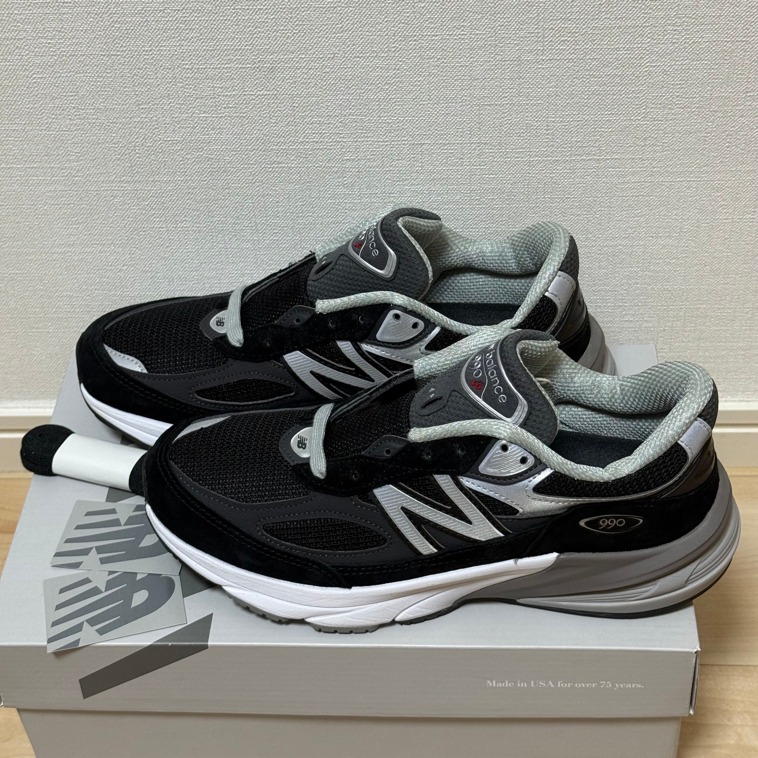New Balance Women's 990V6 "Black" (Heel NB Logo)