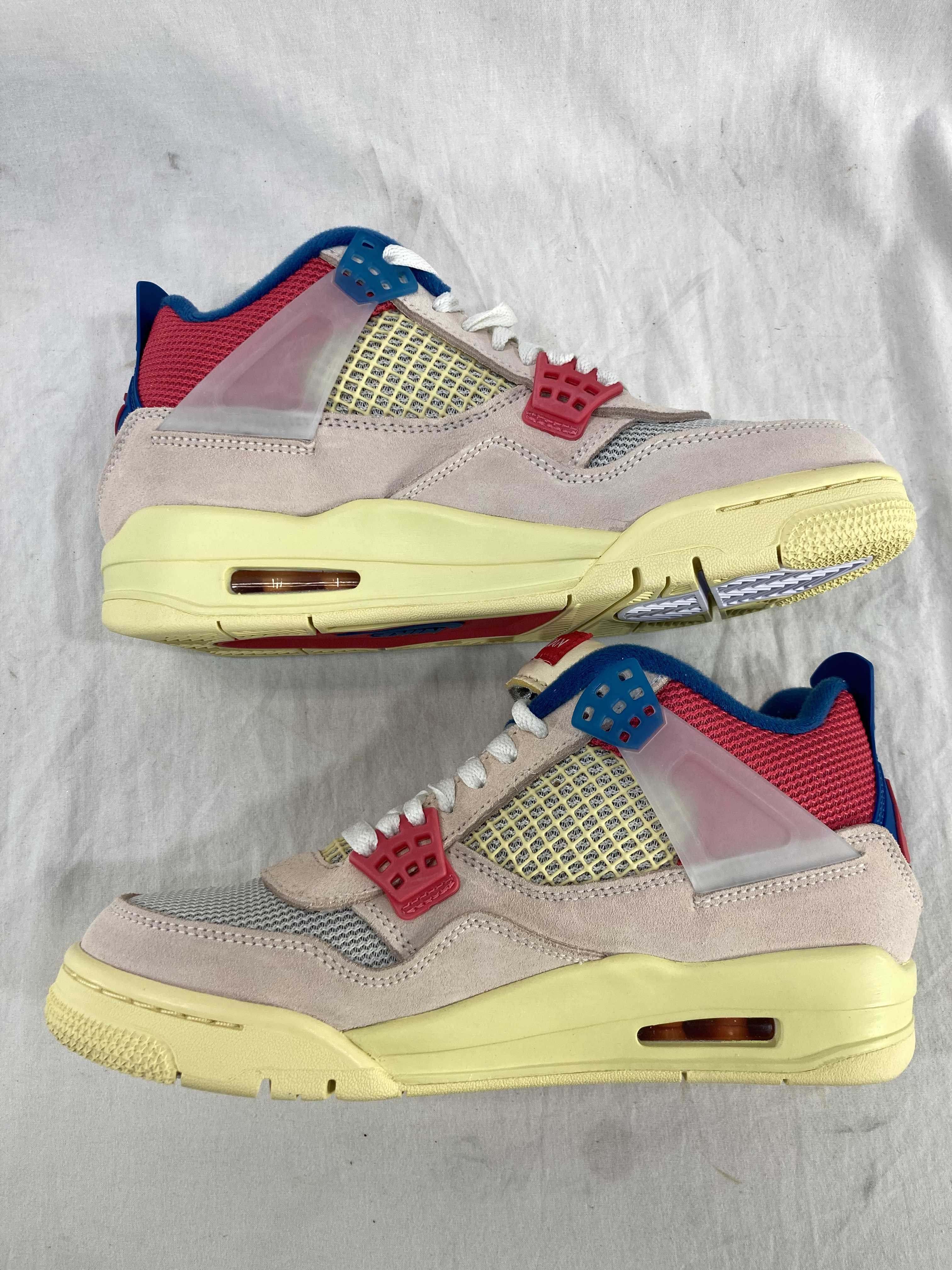 UNION × Nike Air Jordan 4 SP "Guava Ice/Light Fusion Red"