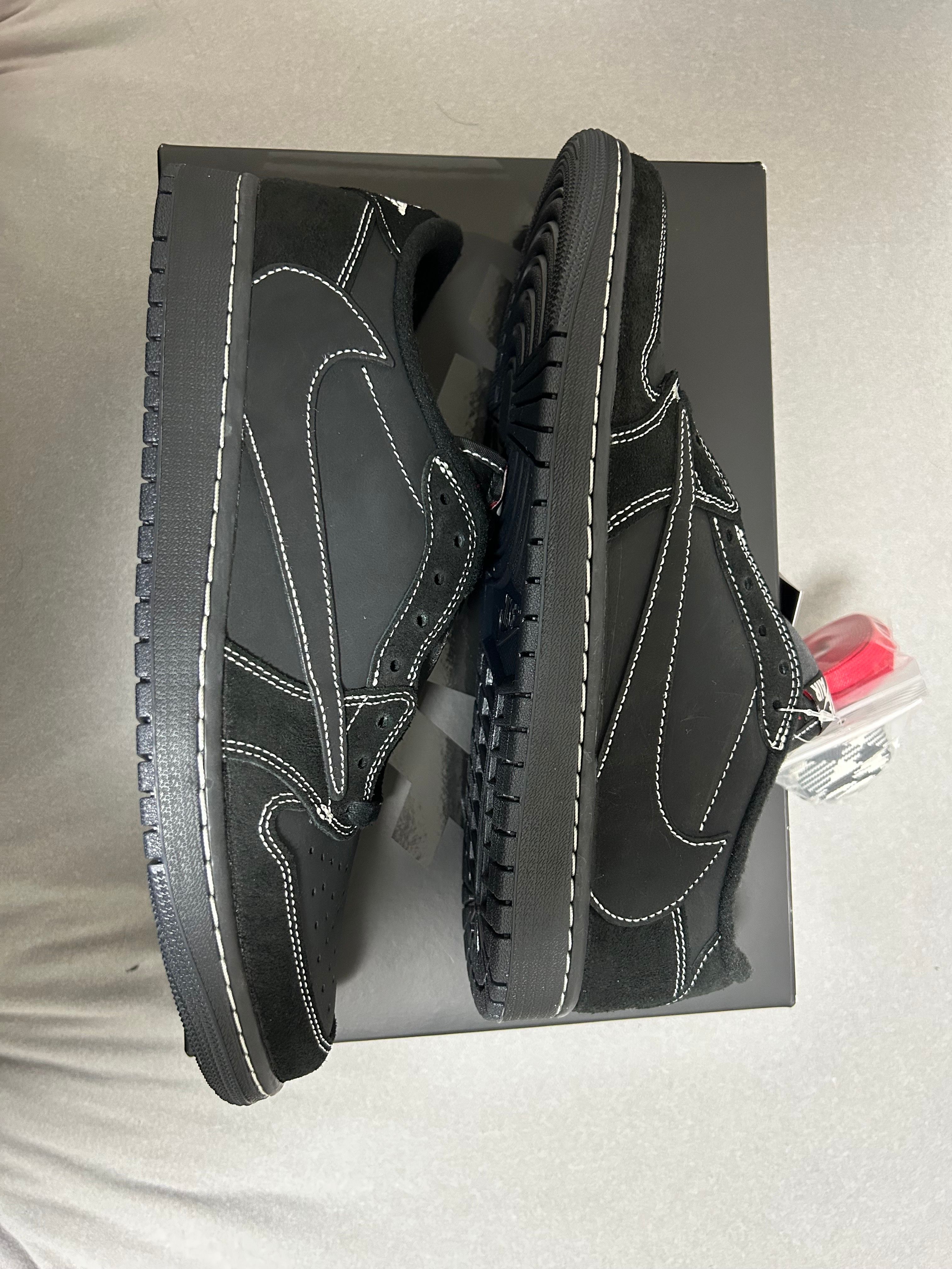 Travis Scott × Nike Air Jordan 1 Low OG SP "Black Phantom"