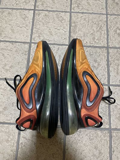 Air max 720 shop sunrise on feet