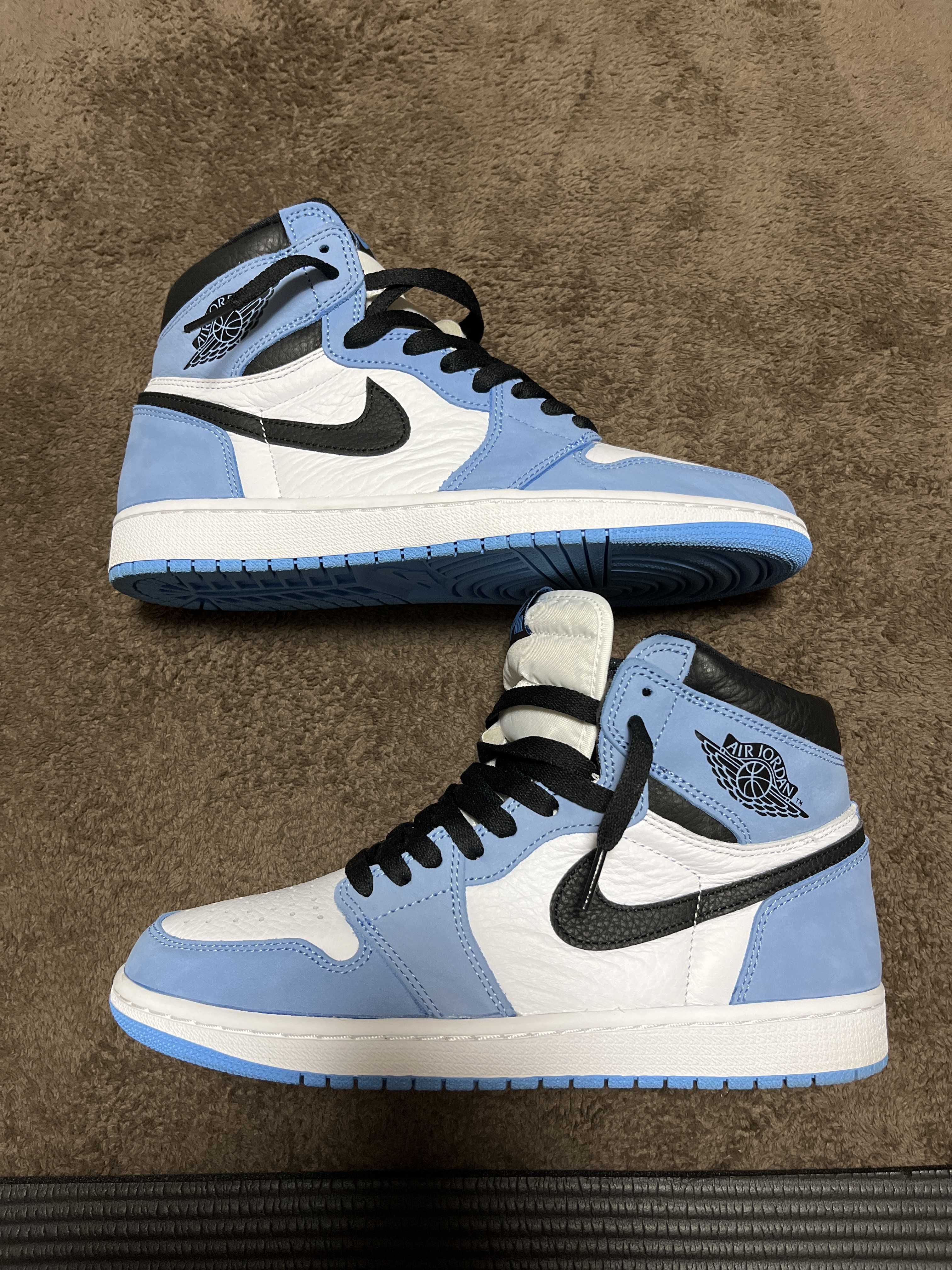 Nike Air Jordan 1 High OG "University Blue"