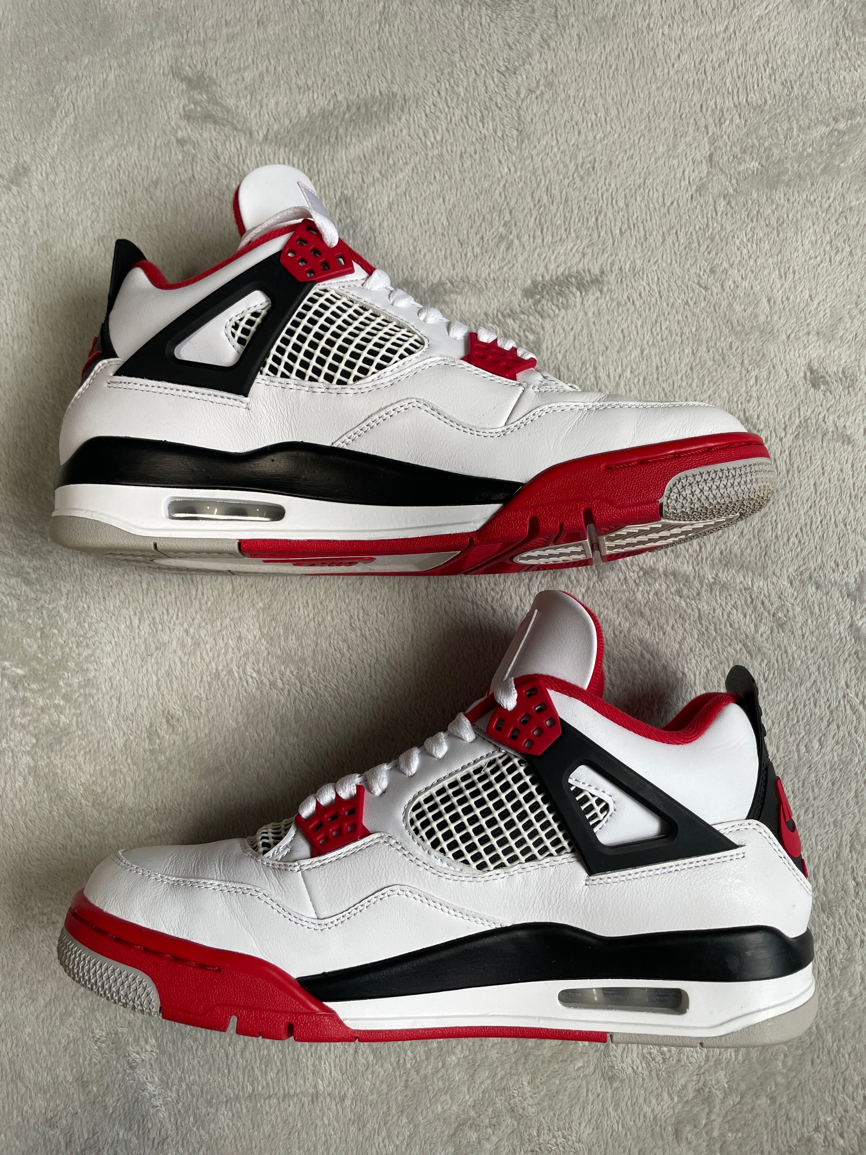 Nike Air Jordan 4 Retro OG "Fire Red" (2020)