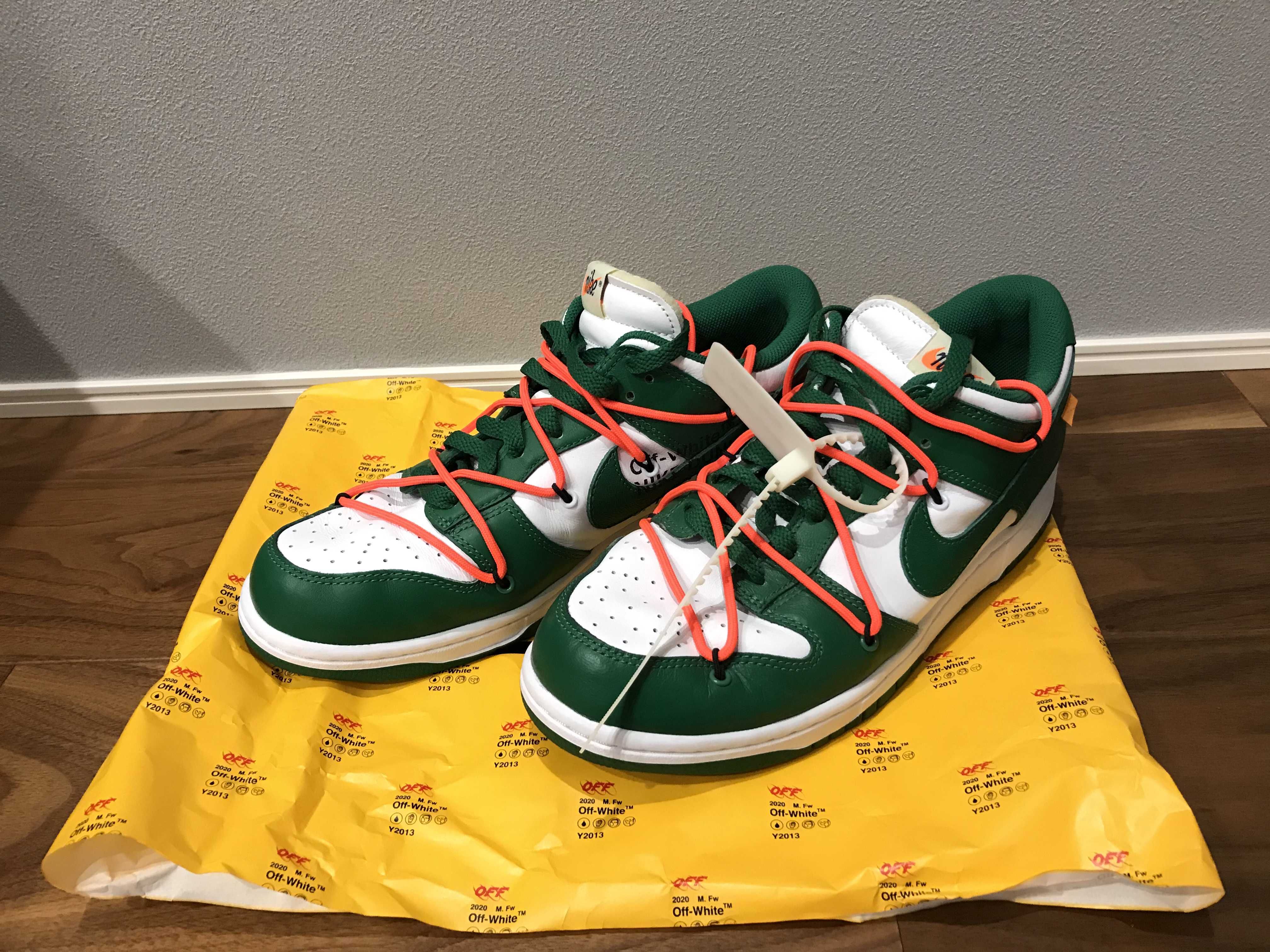 Off-White × Nike Dunk Low "White/Pine Green"