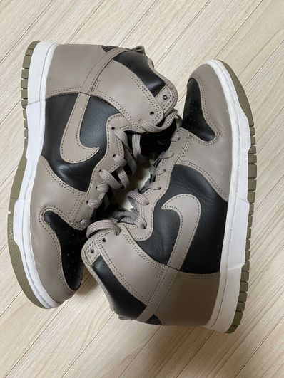 Nike Women's Dunk High "Moon Fossil"