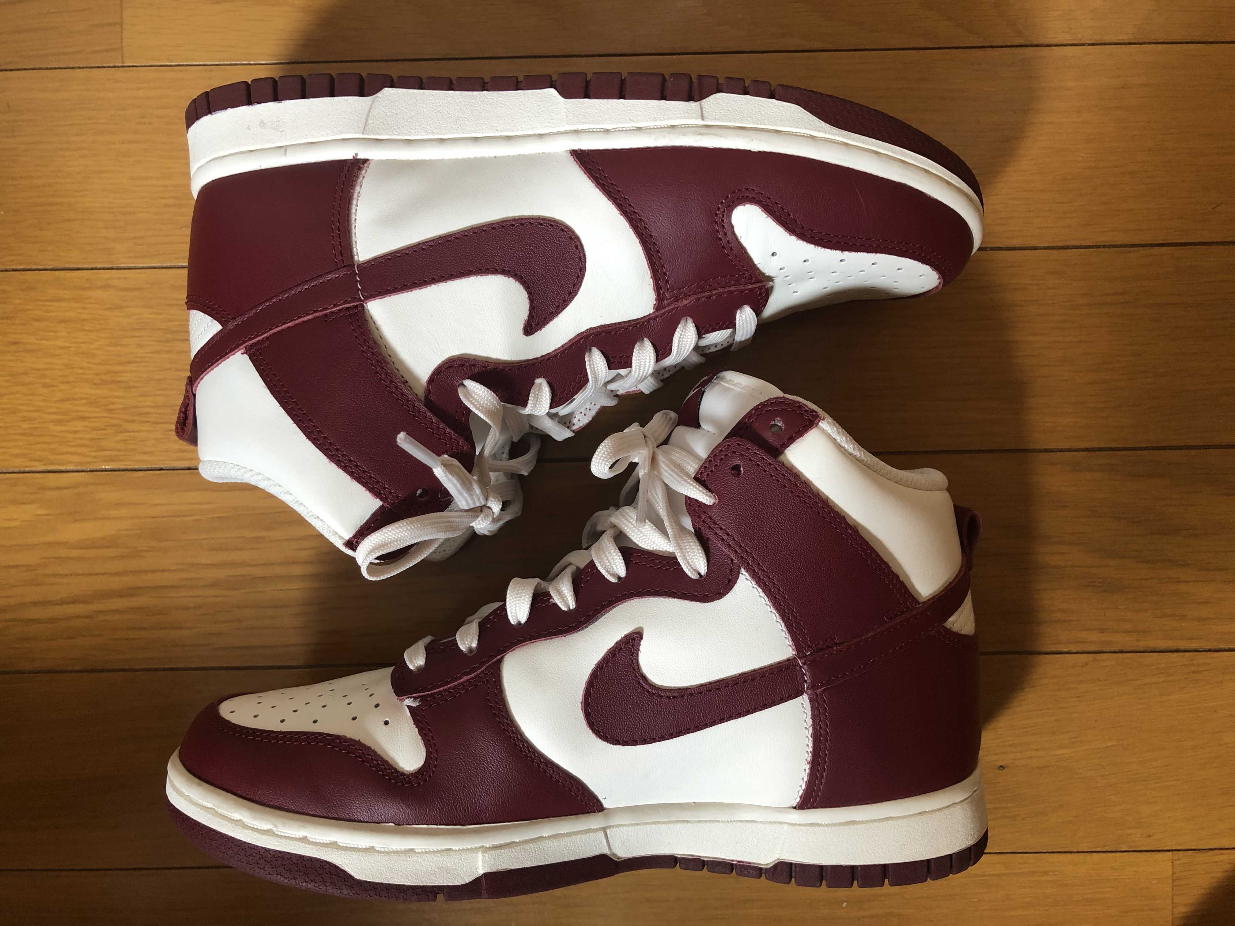 NIKE Women's DUNK HIGH "TEAM RED"