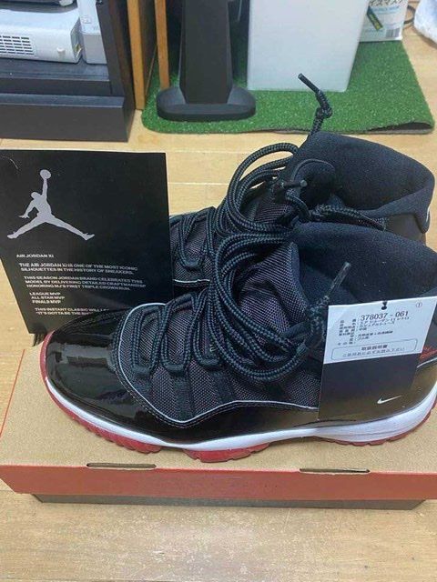 Nike Air Jordan 11 Retro "Bred"