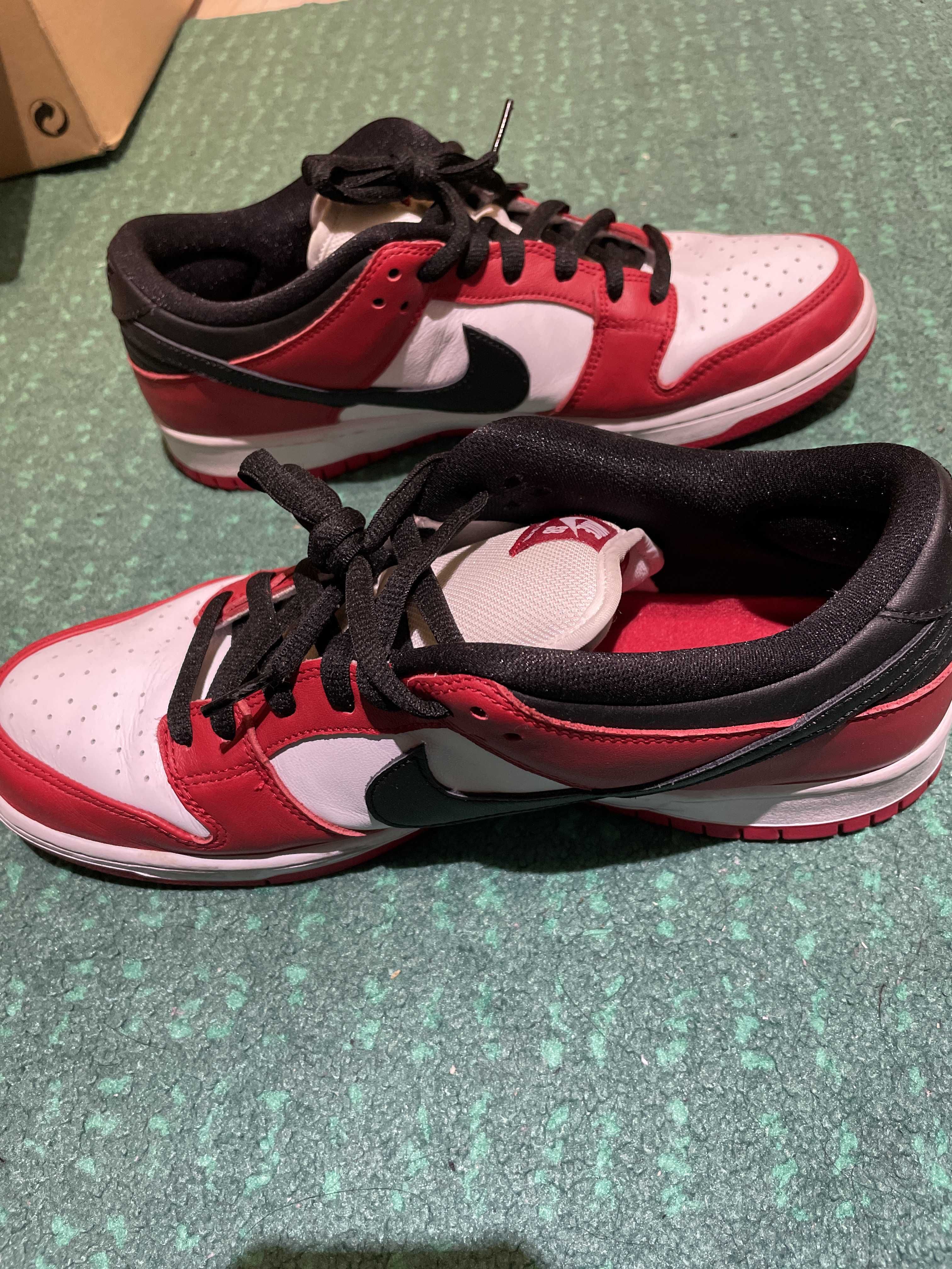 Nike SB Dunk Low Pro "J-Pack Chicago/Varsity Red and White"