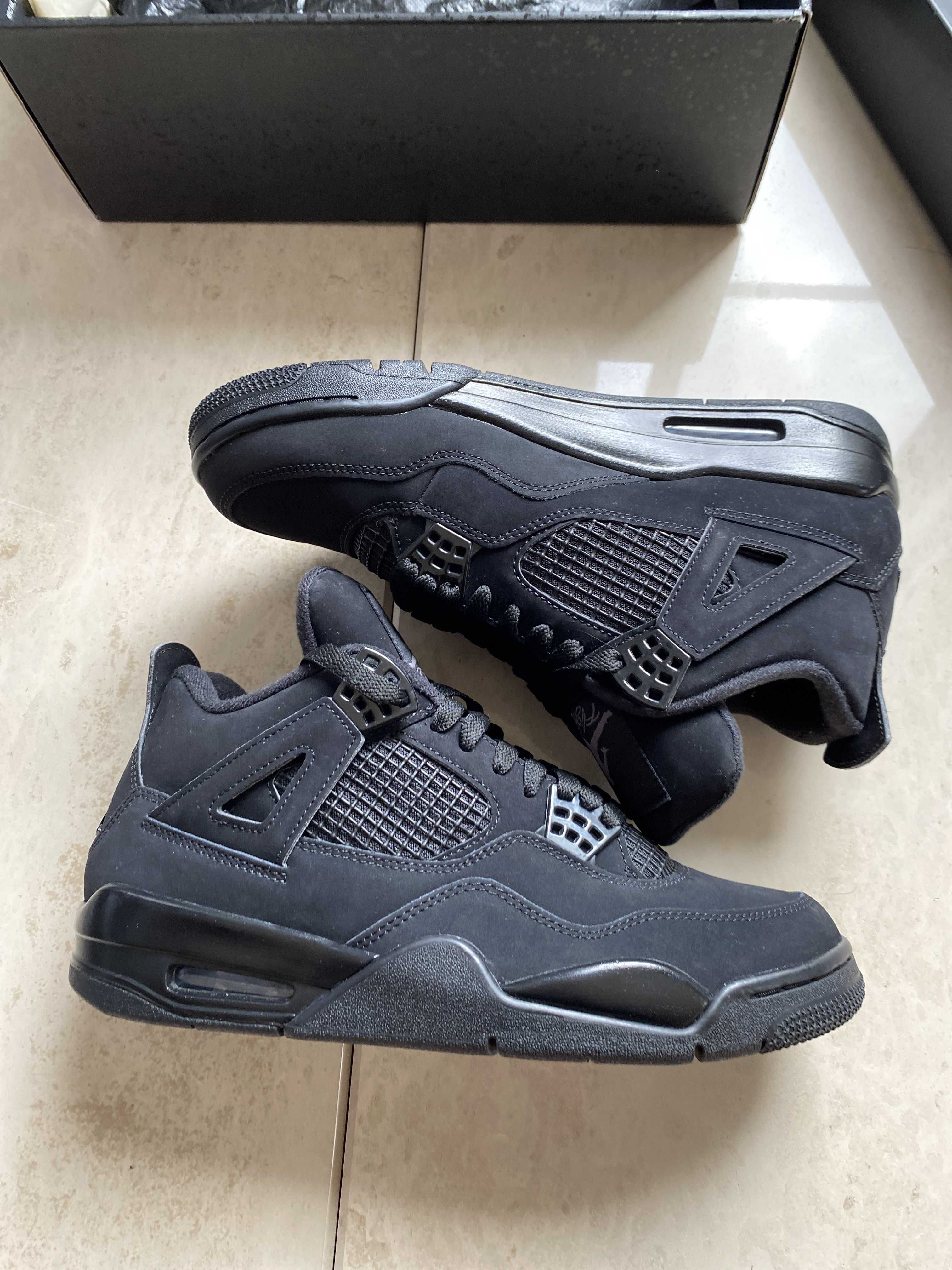 Nike Air Jordan 4 "Black Cat"