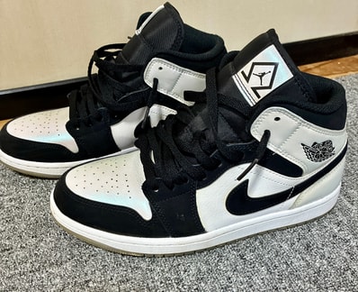 Nike Air Jordan 1 Mid "Omega/Black/White"