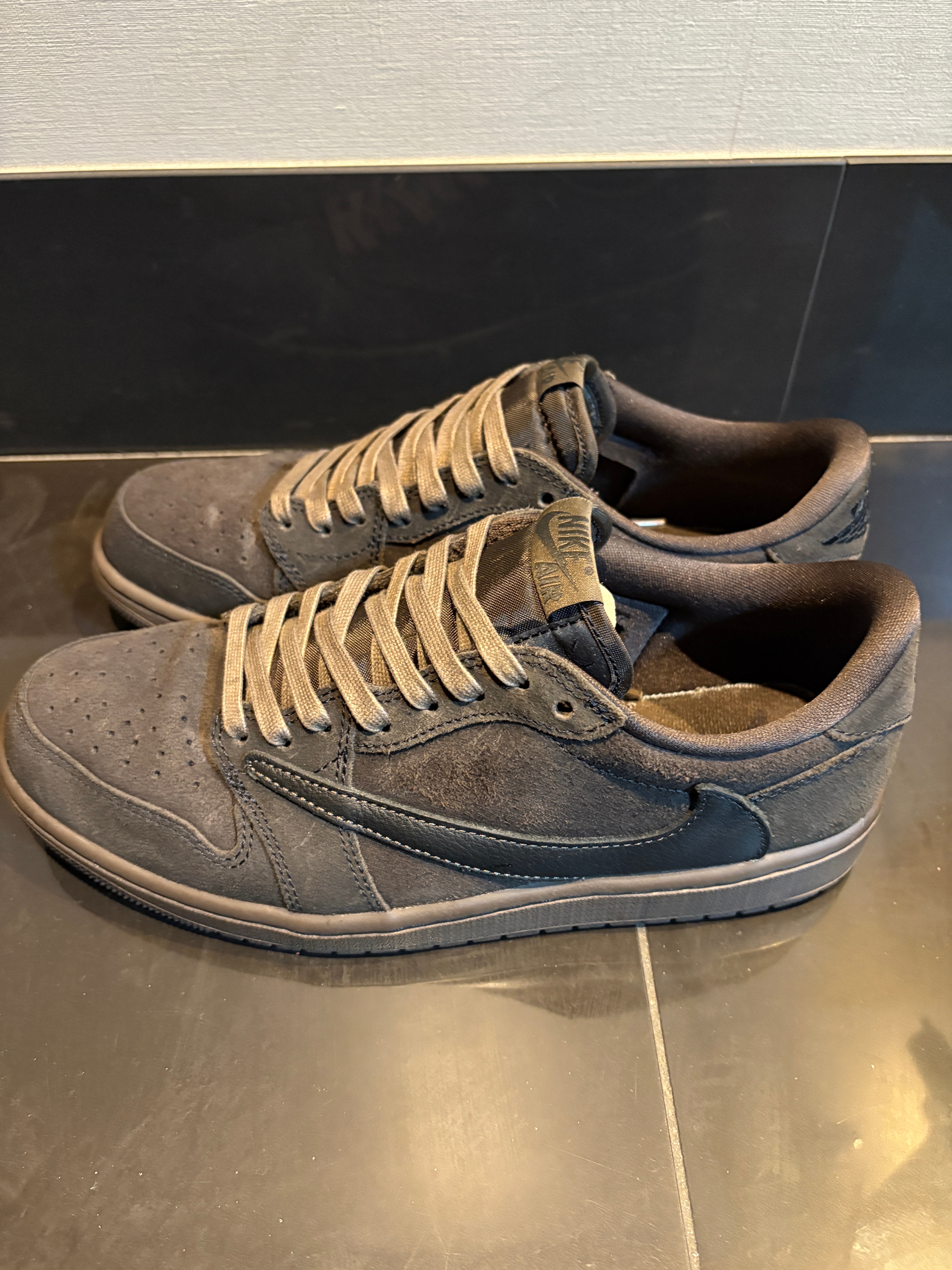 Travis Scott × Nike Air Jordan 1 Low OG SP "Velvet Brown and Dark Mocha"