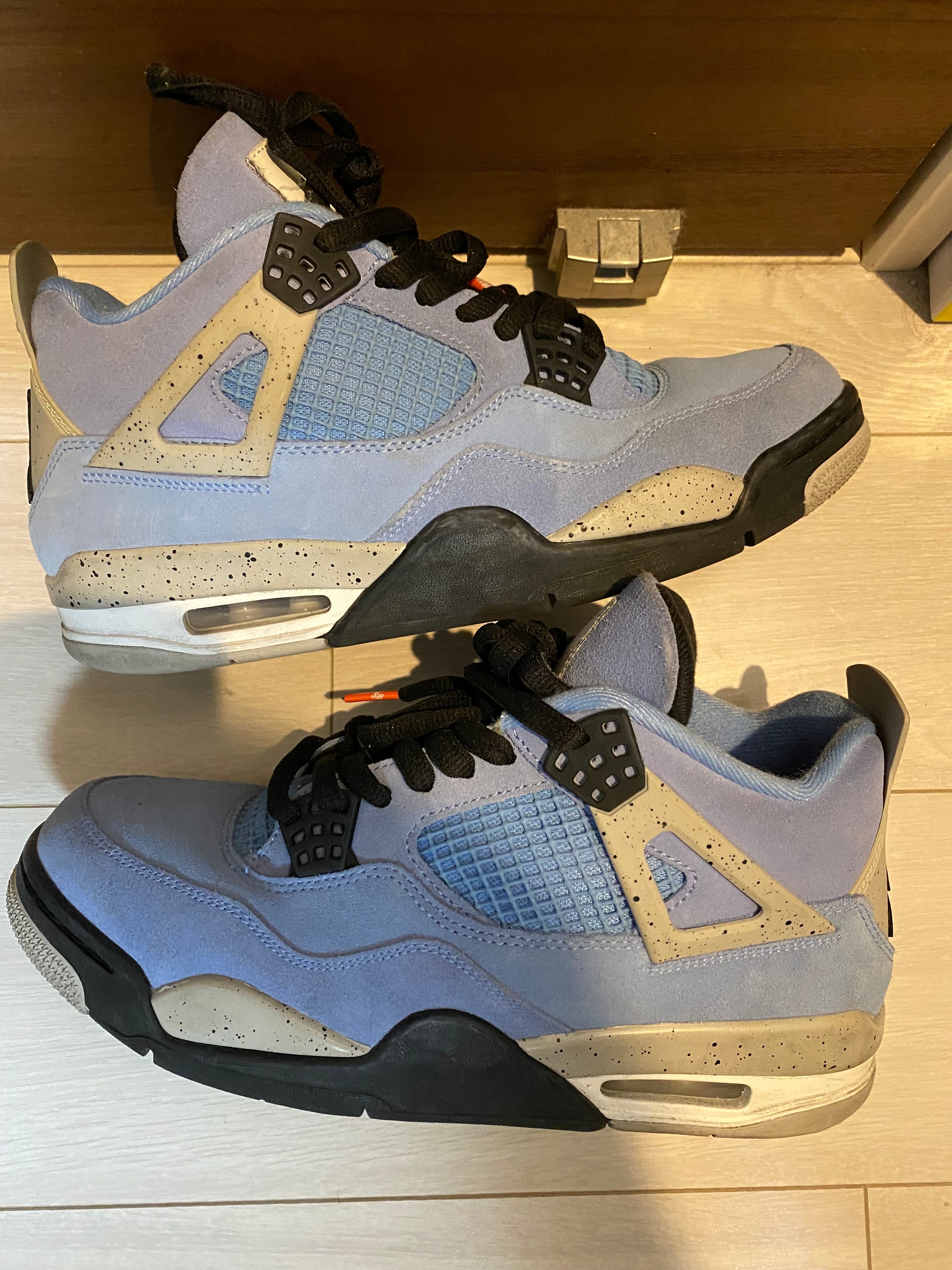 Nike Air Jordan 4 "University Blue"