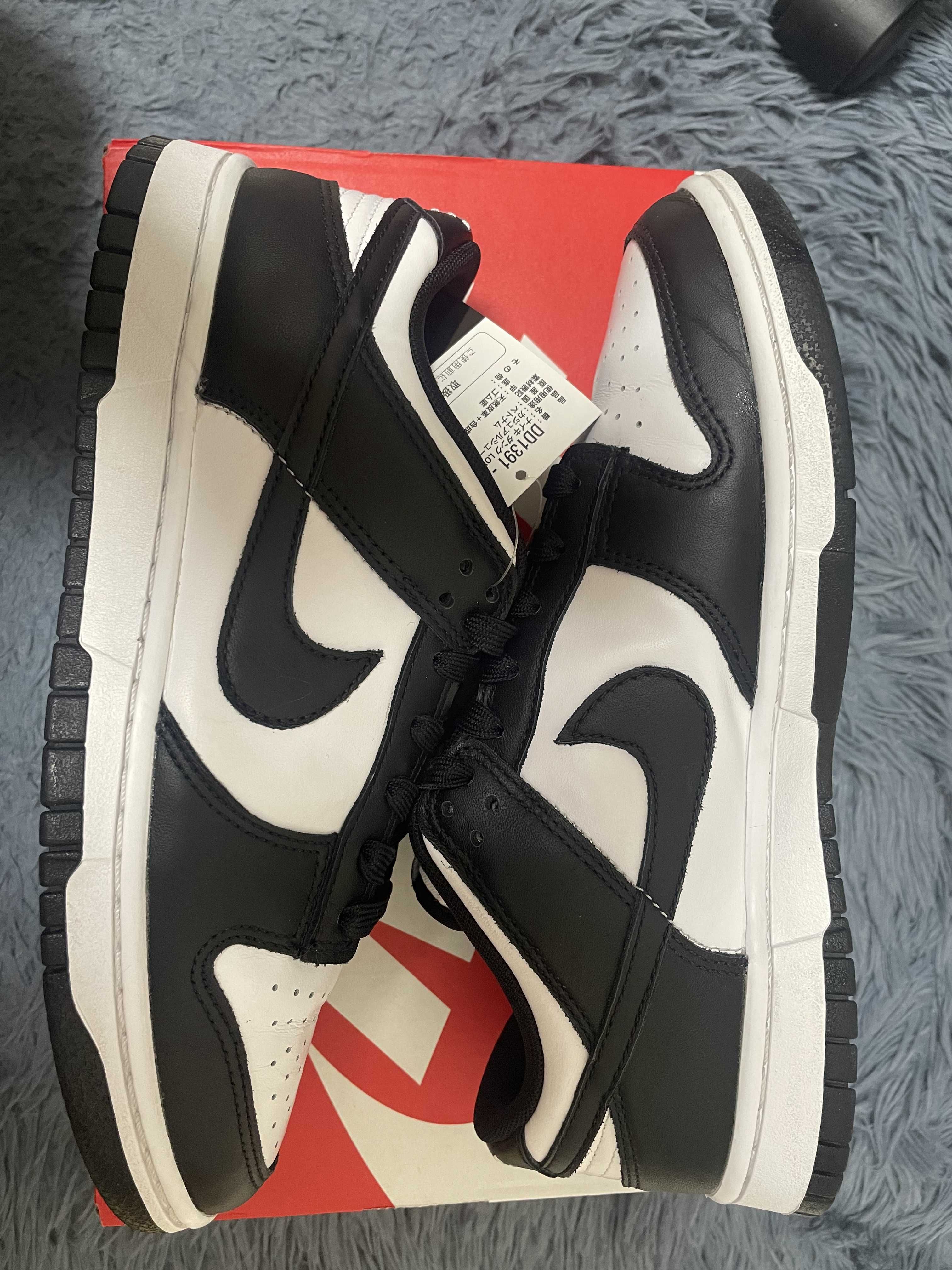 Nike Dunk Low Retro "Panda/White/Black"