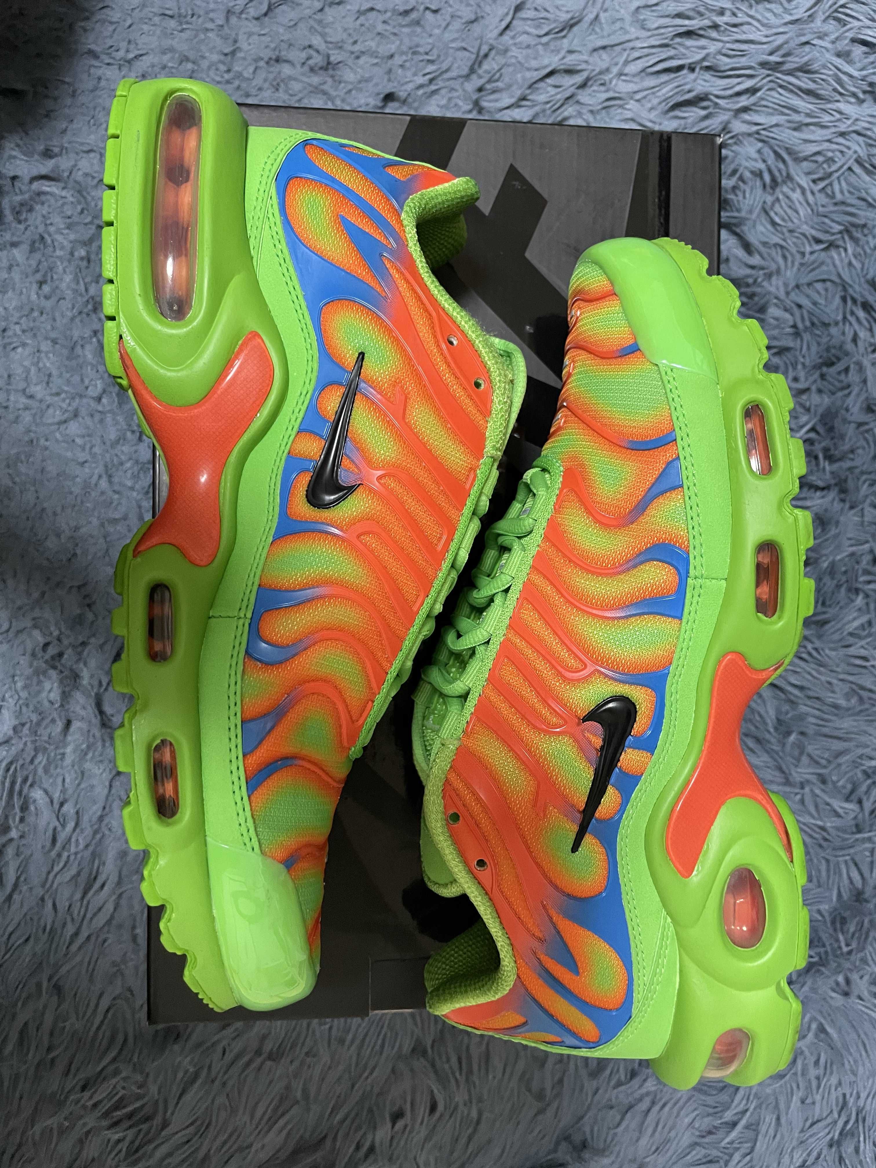 Supreme × Air Max Plus TN "Mean Green"