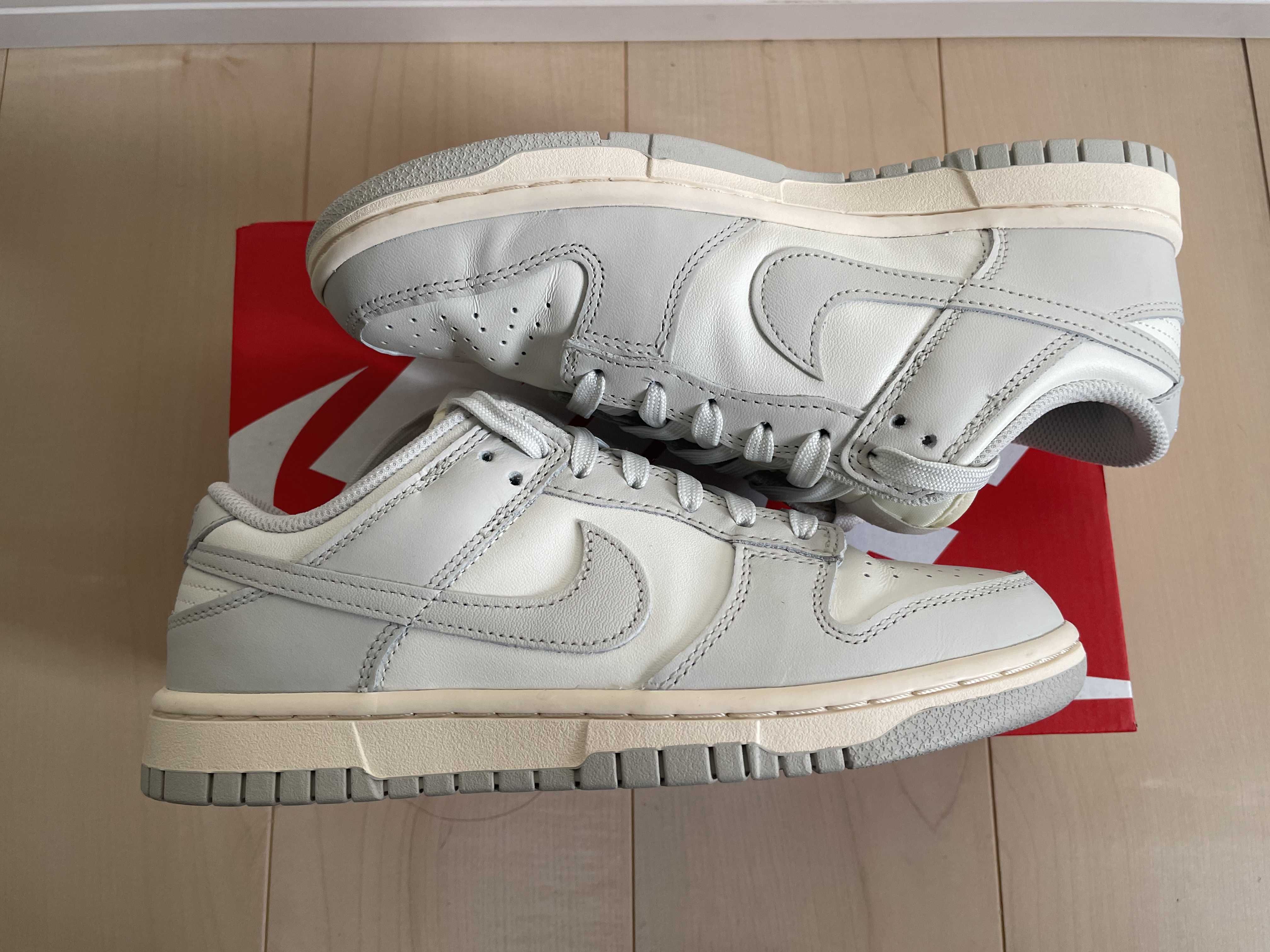 Nike Women's Dunk Low "Light Bone"