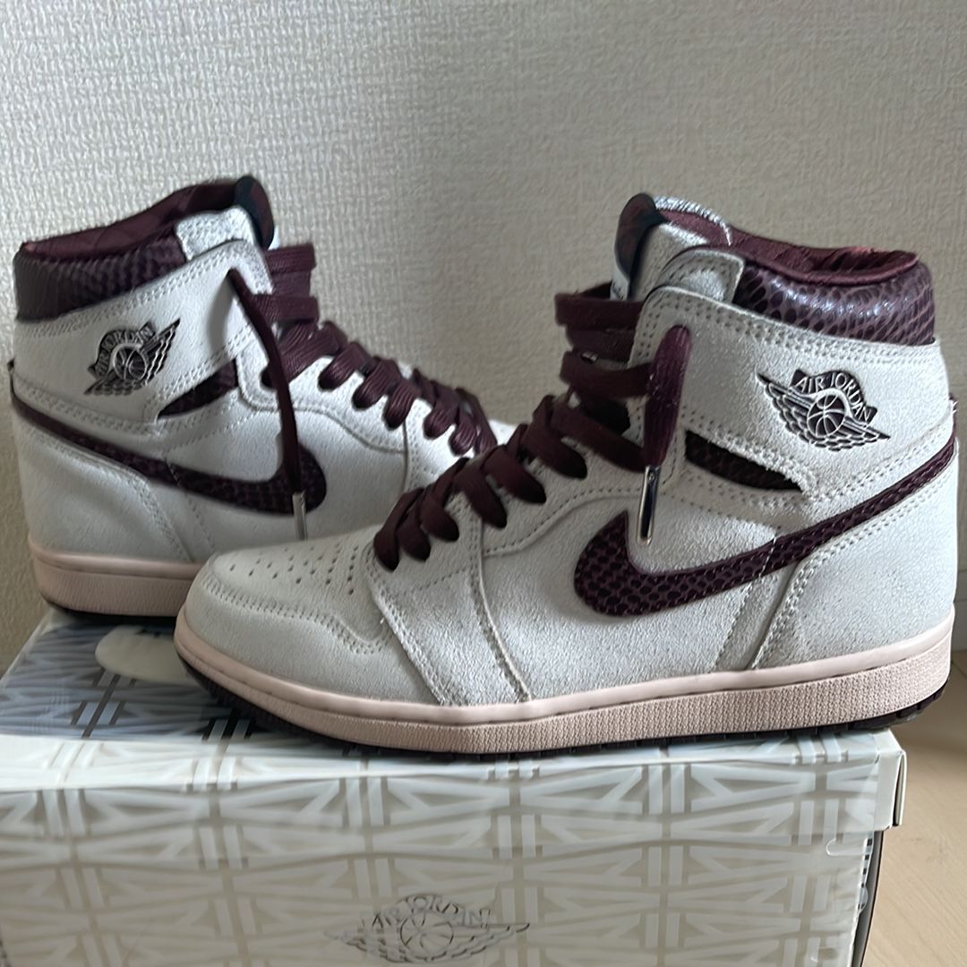 A Ma Maniere × Nike Air Jordan 1 Retro High OG "Sail and Burgundy"