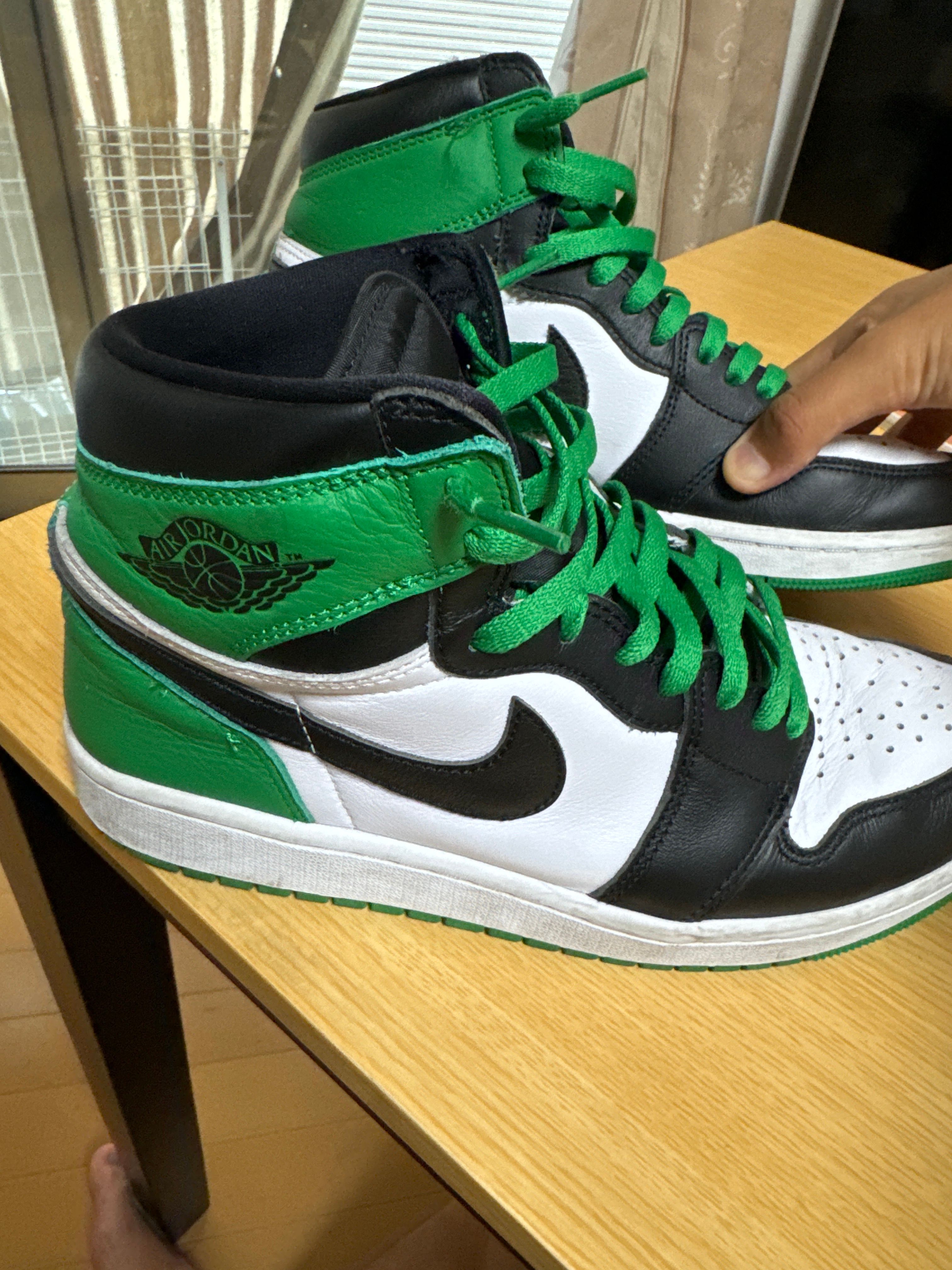 Nike Air Jordan 1 Retro High OG "Celtics/Black and Lucky Green" (2023)
