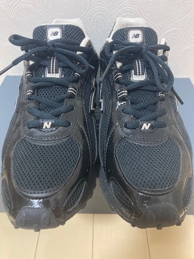 New Balance 204L "Black/Timberwolf"