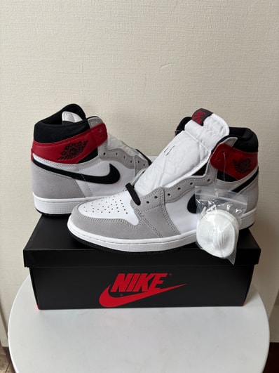 Nike Air Jordan 1 High OG "White/Black/Light Smoke Grey"
